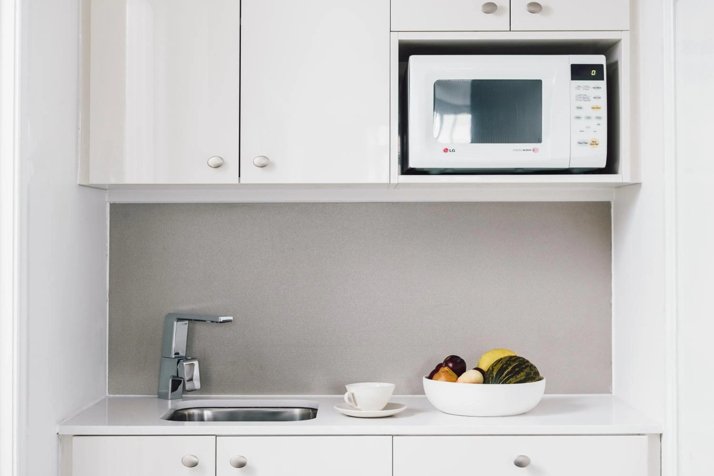 Kitchen or kitchenette in Quay West Suites Melbourne