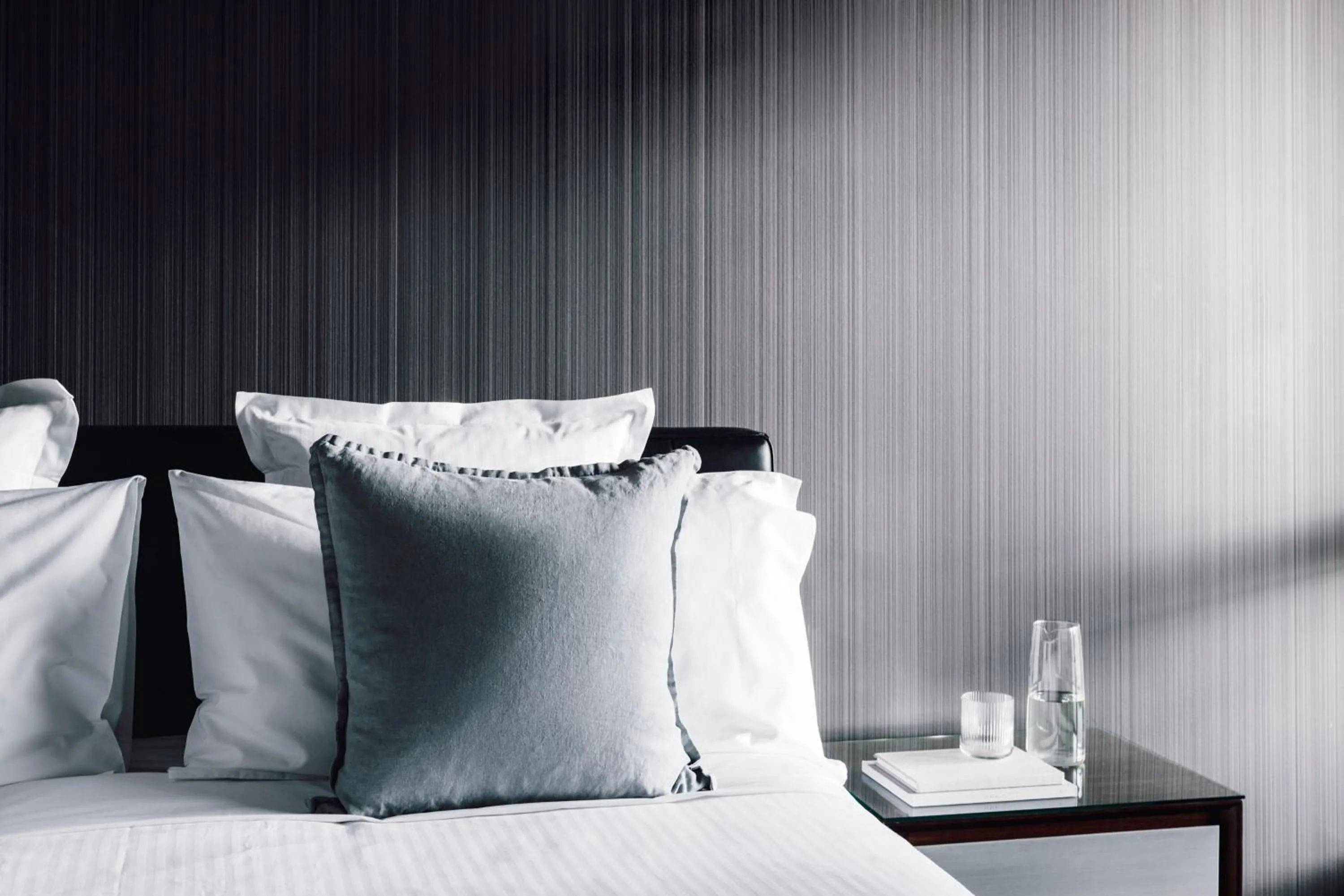 Bed in Quay West Suites Melbourne