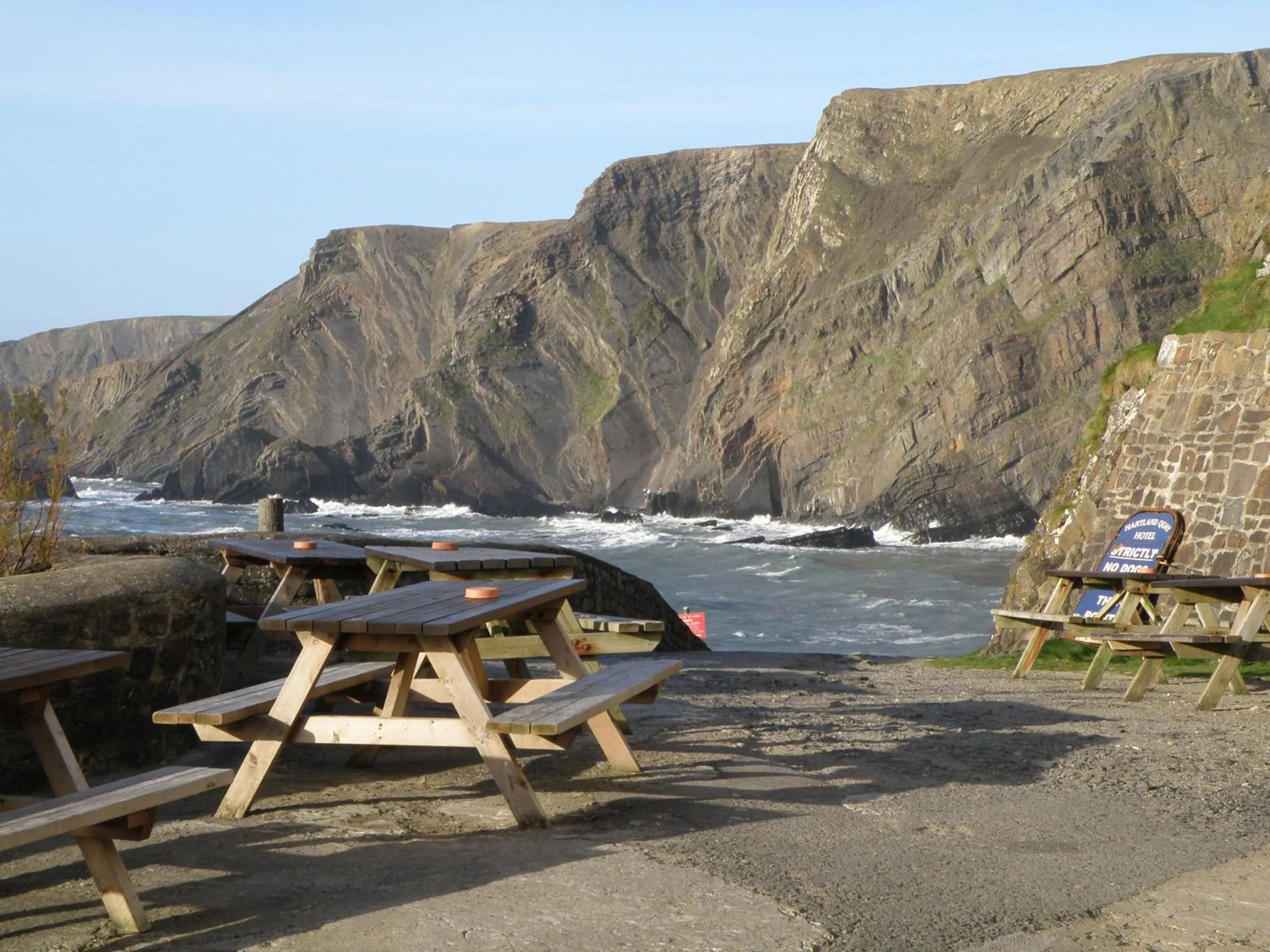 Area and facilities in Hartland Quay Hotel