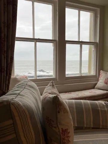 Bed in Hartland Quay Hotel