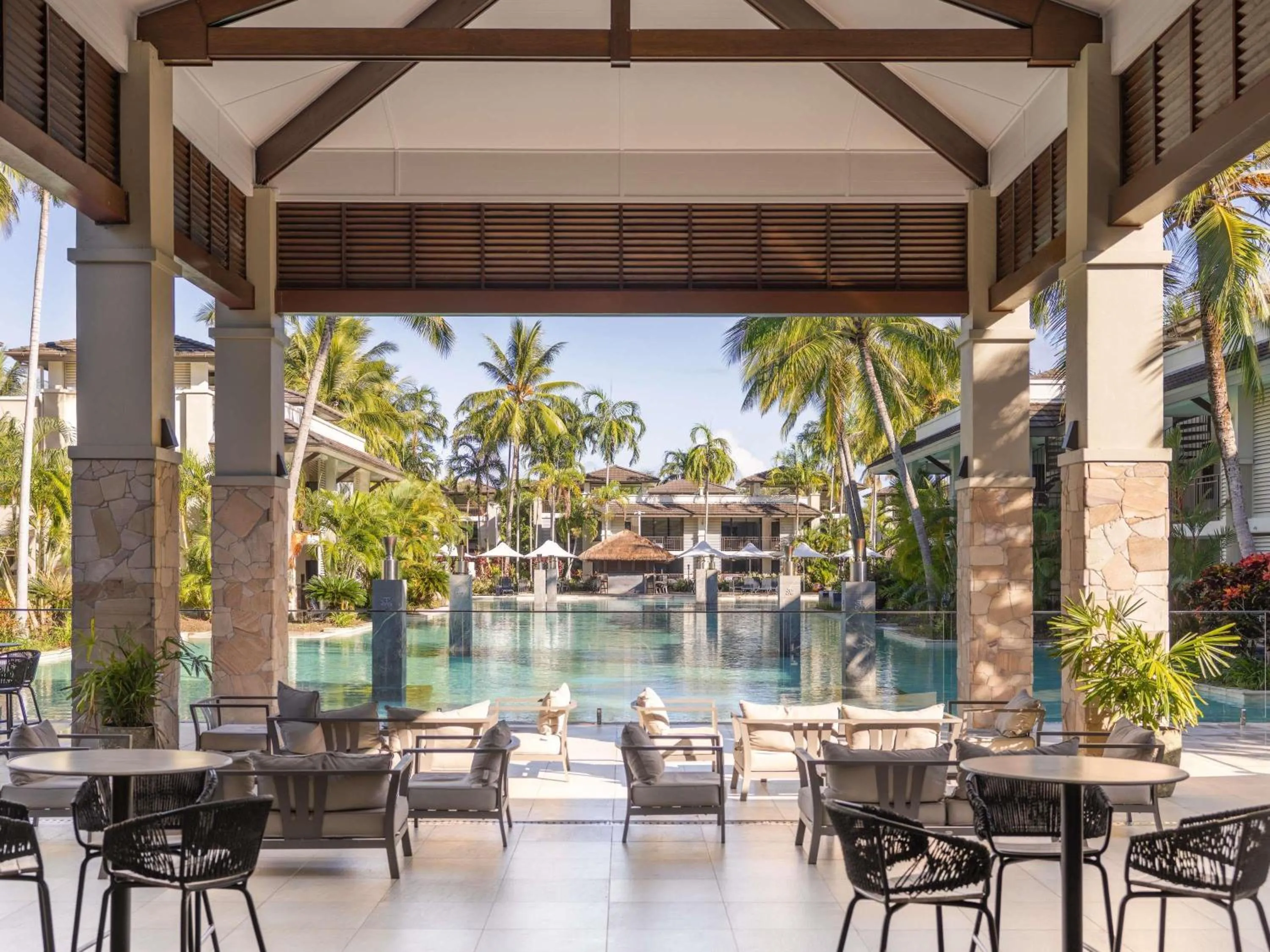 Restaurant/places to eat in Pullman Port Douglas Sea Temple Resort and Spa