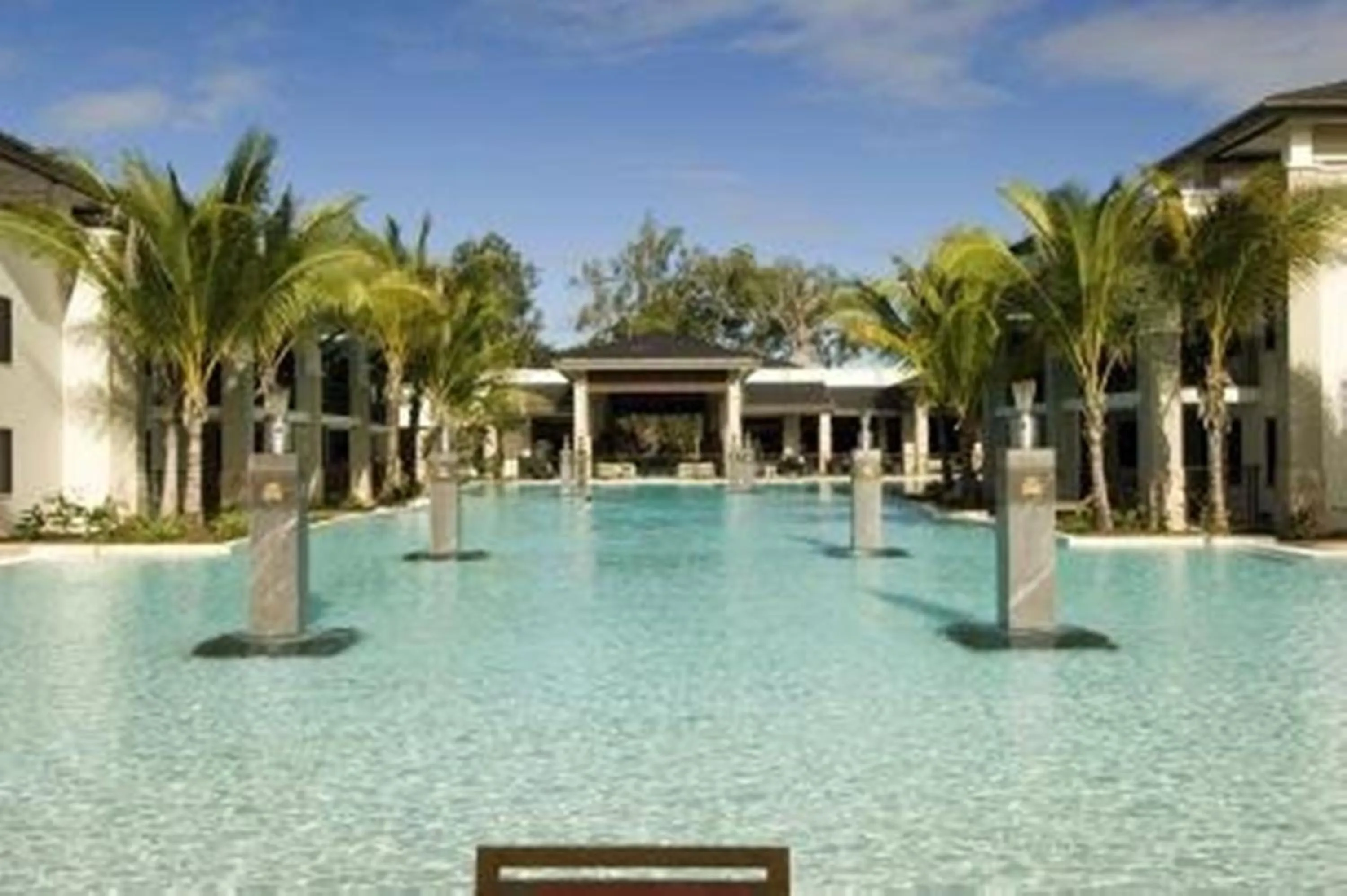 Swimming pool in Pullman Port Douglas Sea Temple Resort and Spa