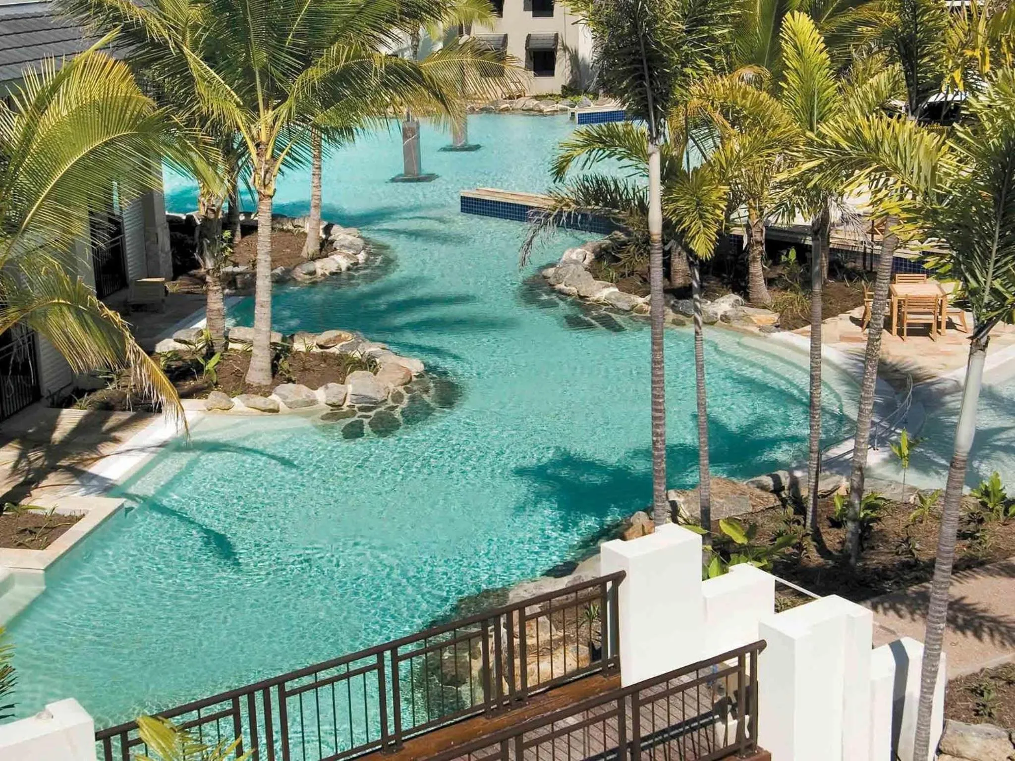 Lounge or bar in Pullman Port Douglas Sea Temple Resort and Spa