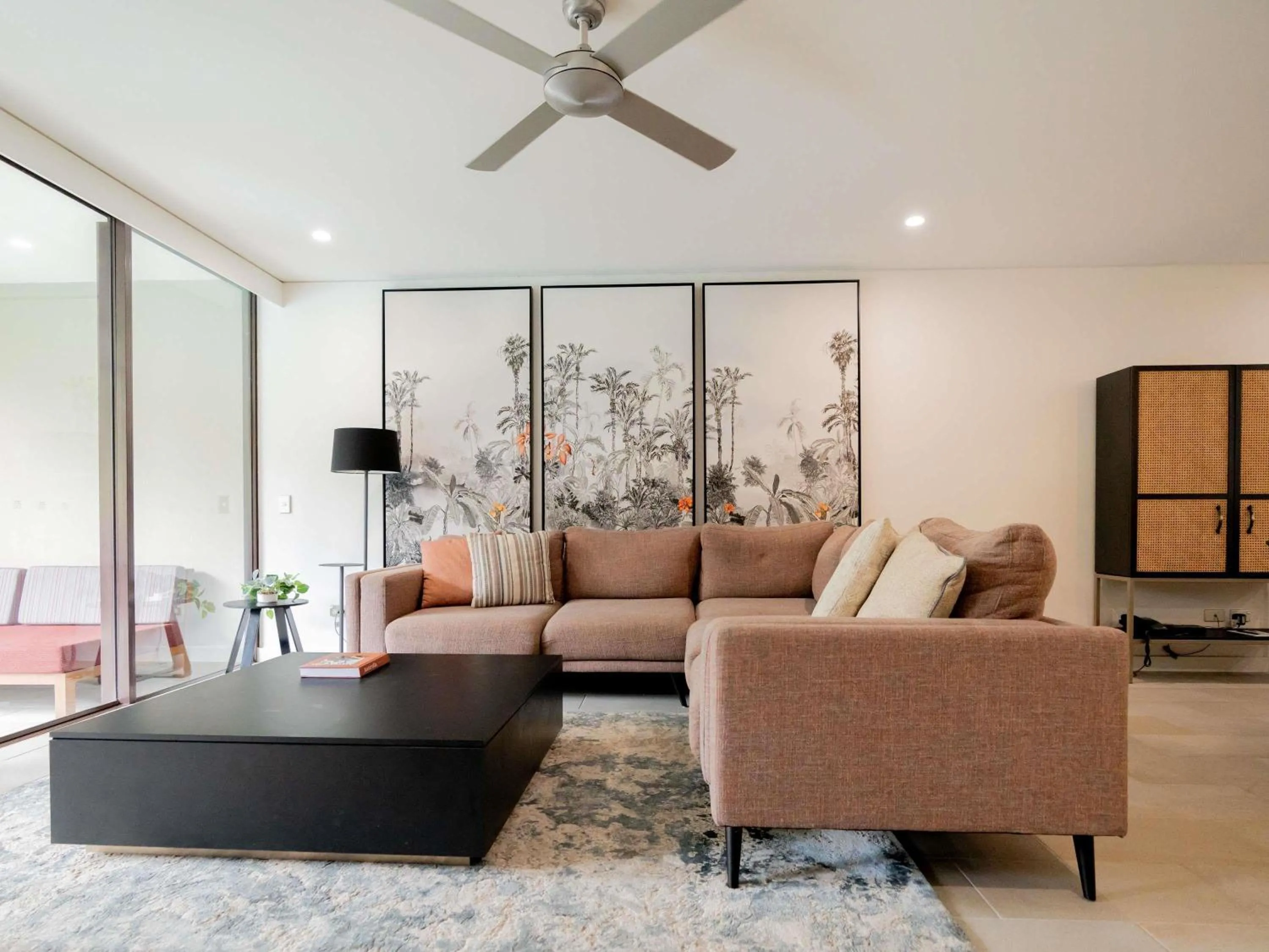 Bedroom in Pullman Palm Cove Sea Temple Resort & Spa