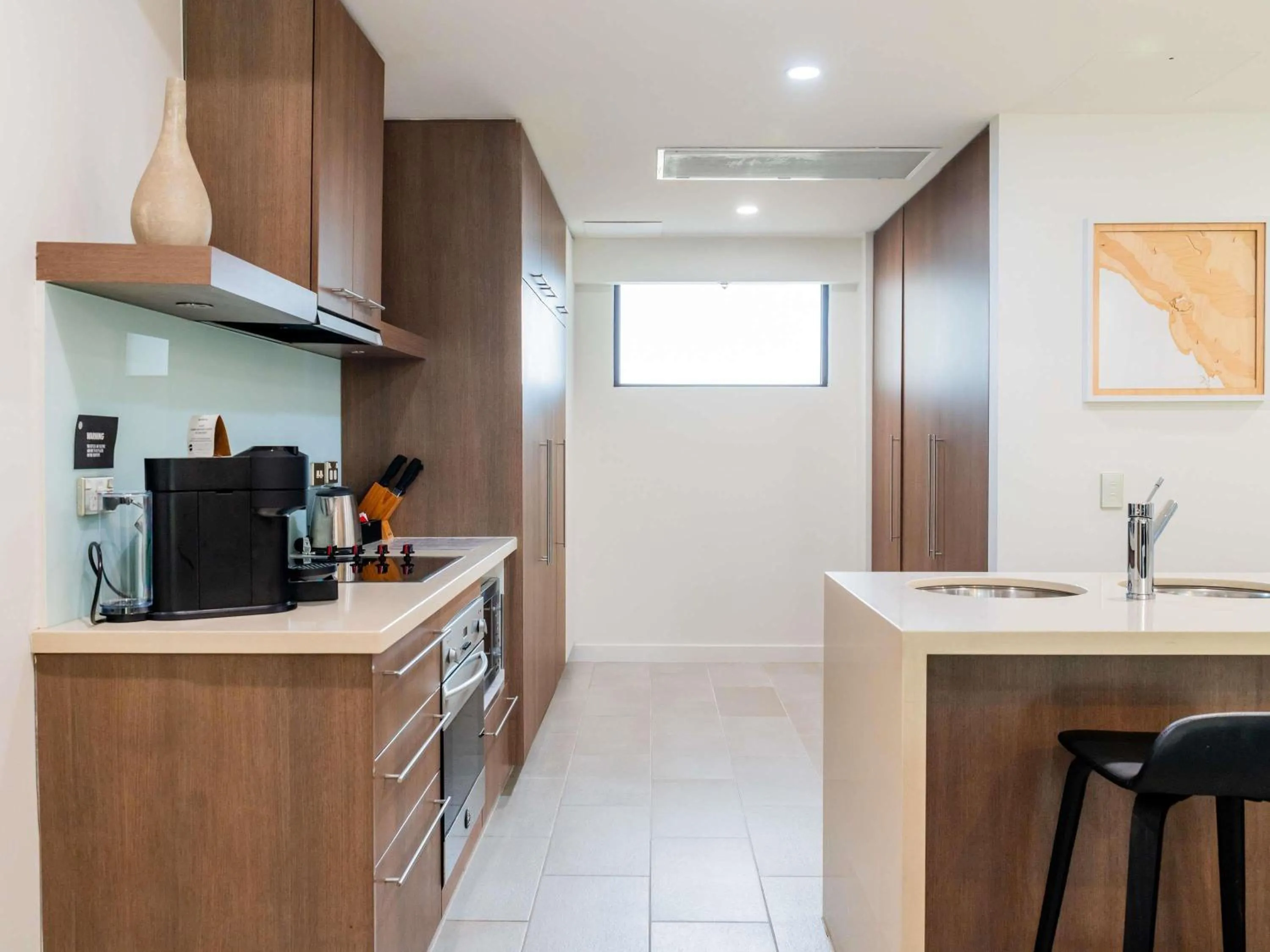Bedroom in Pullman Palm Cove Sea Temple Resort & Spa