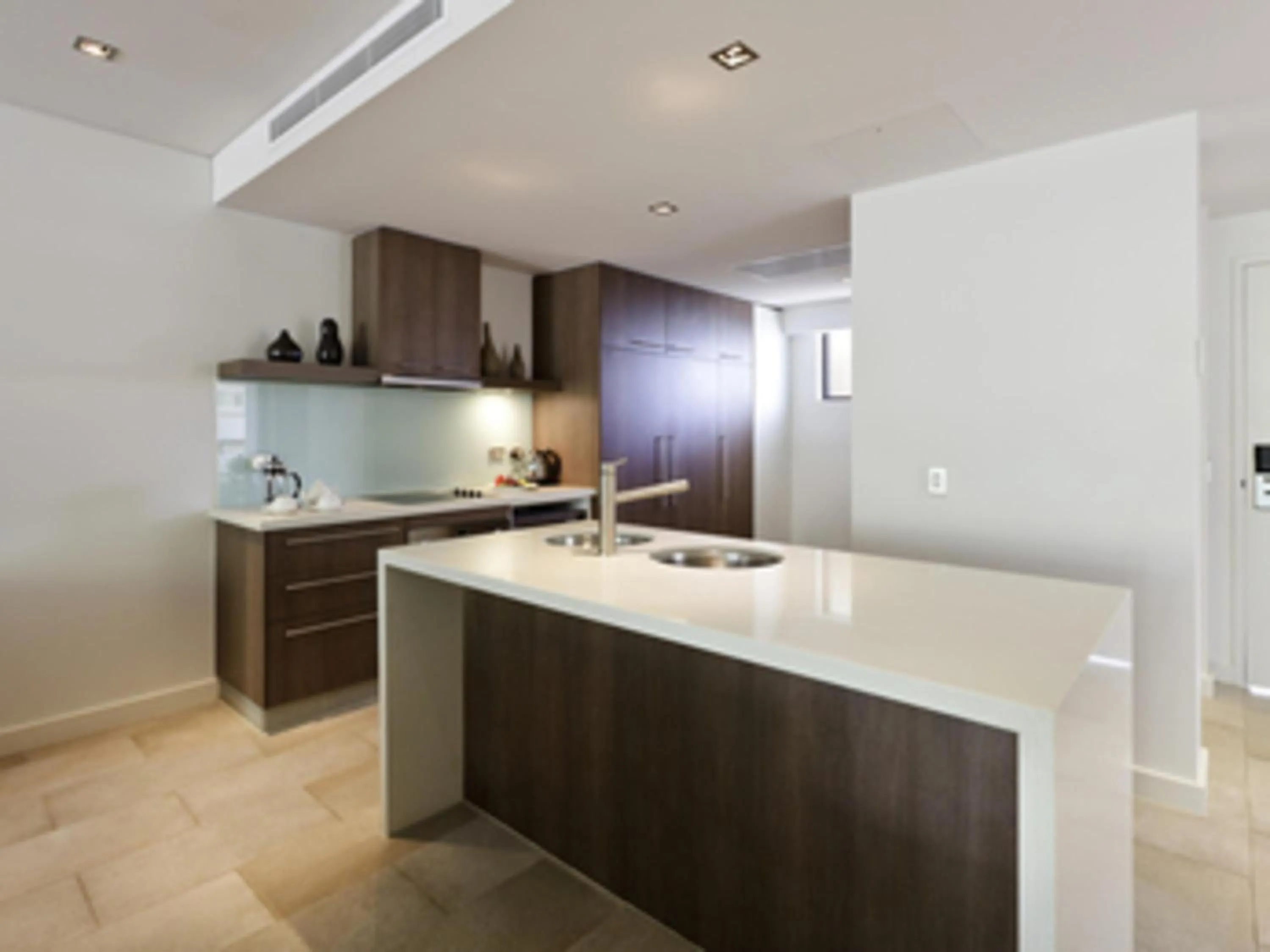 Bedroom in Pullman Palm Cove Sea Temple Resort & Spa