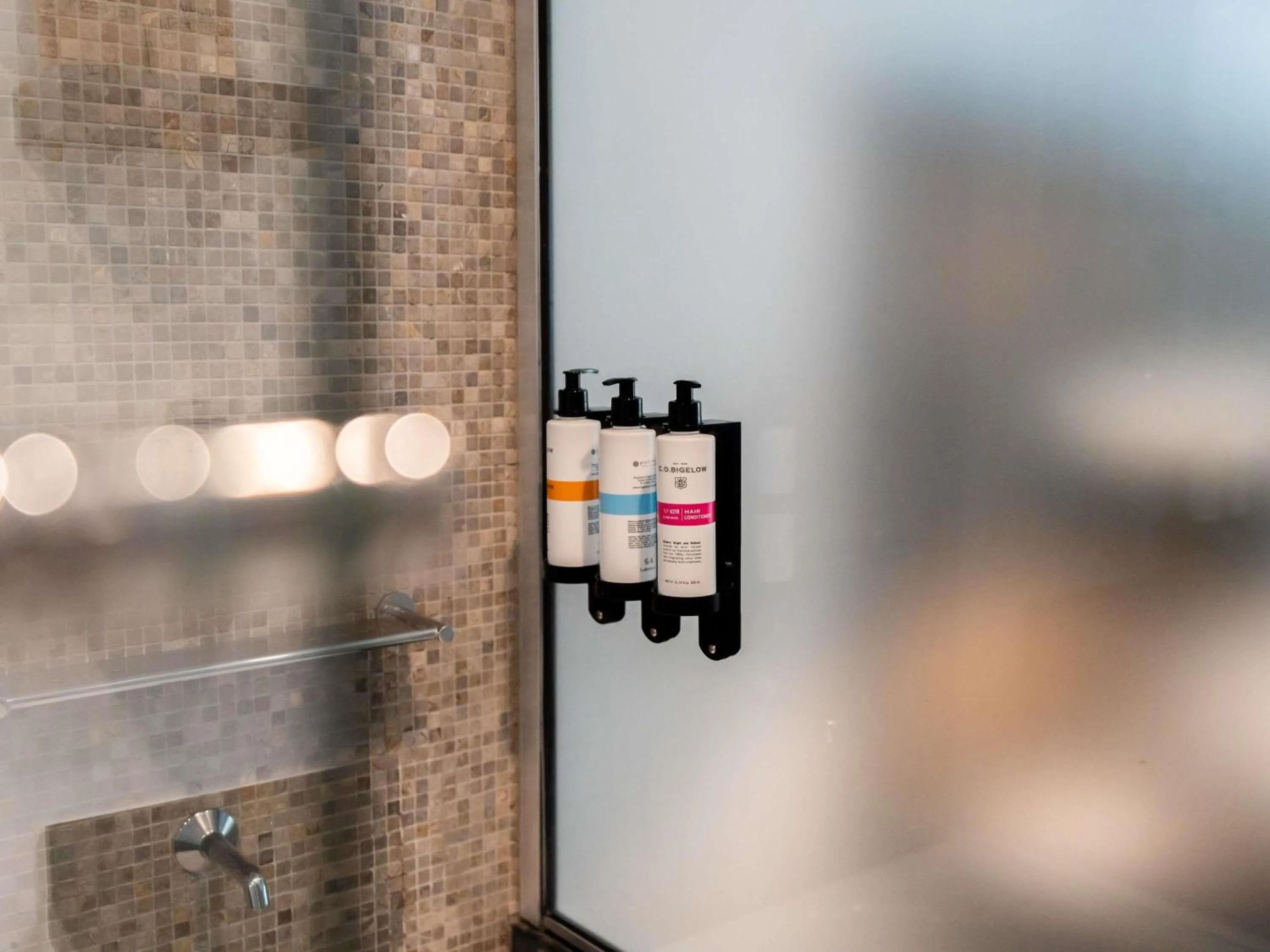 Bedroom in Pullman Palm Cove Sea Temple Resort & Spa