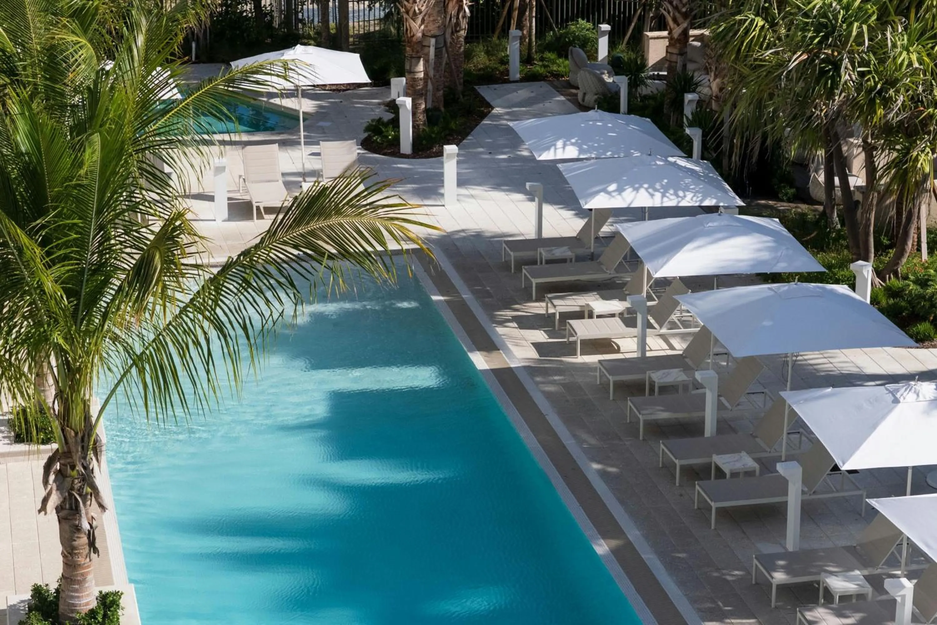 Swimming pool in Fort Lauderdale Marriott Pompano Beach Resort