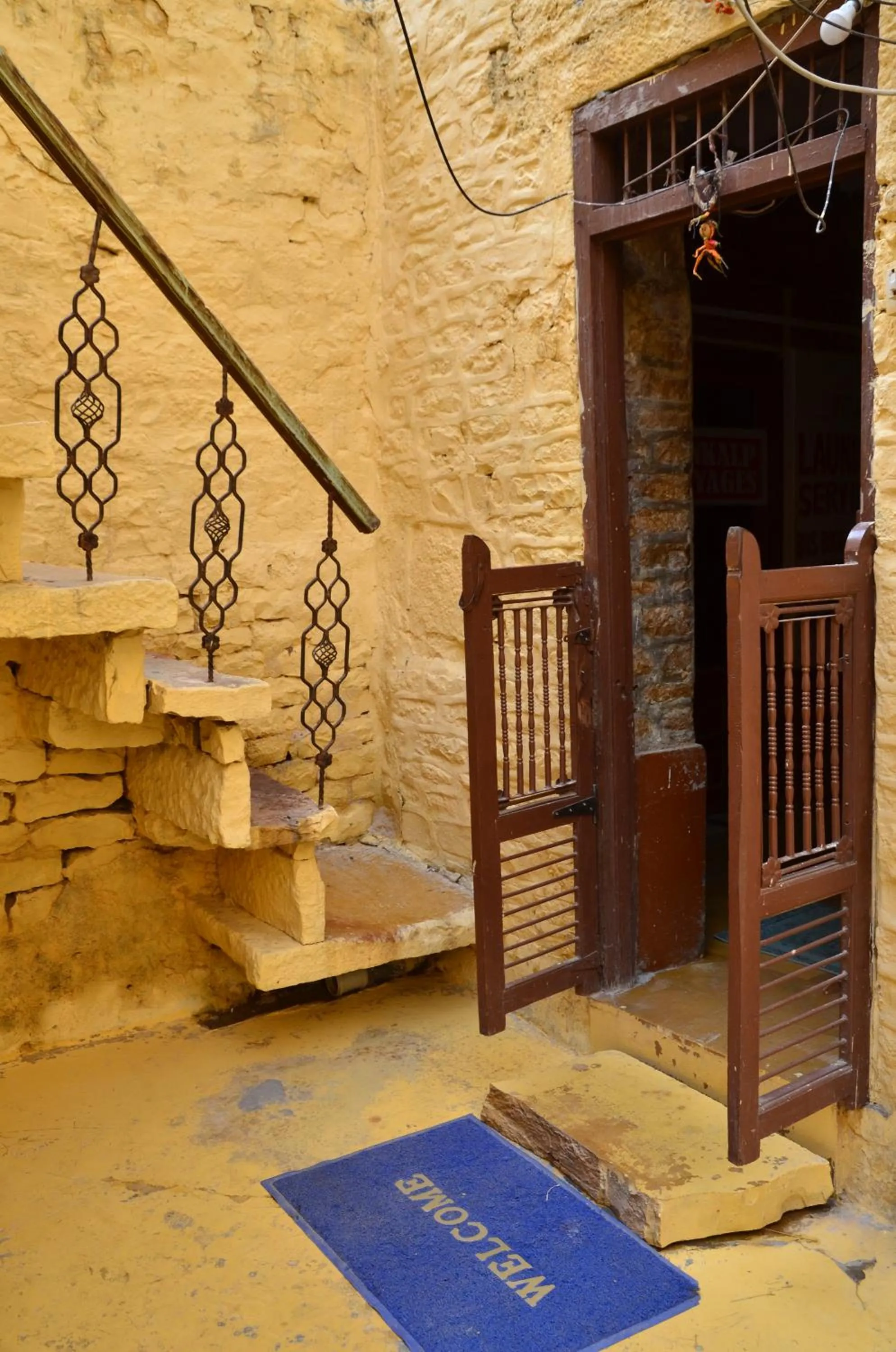 Property building in Deepak Hotel & Restaurant