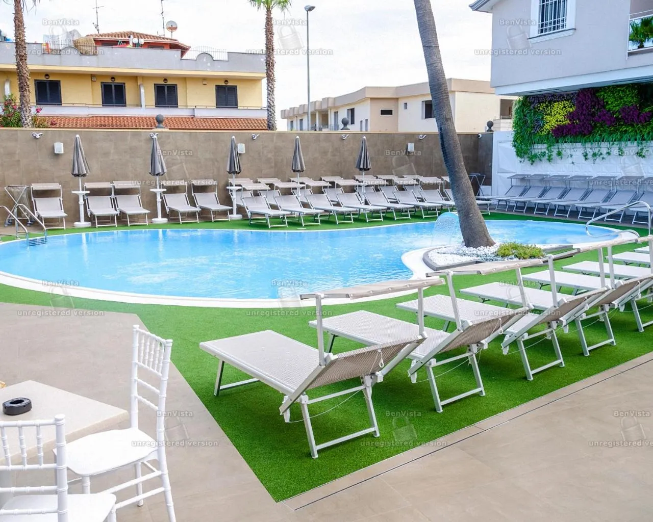 Swimming pool in Hotel Bellavista