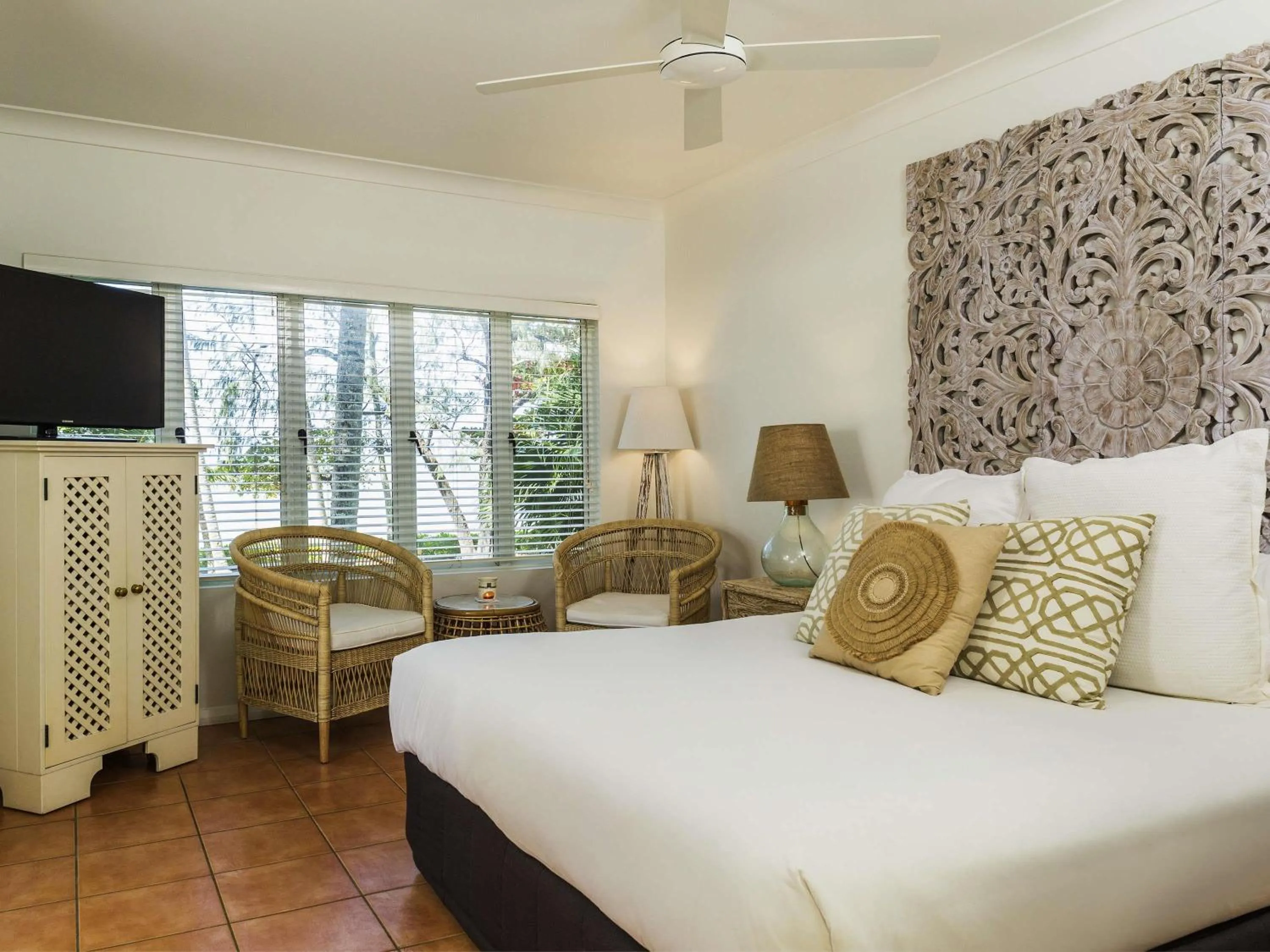 Bedroom, Bed in The Reef House Adults Retreat - Enjoy 28 Complimentary Inclusions