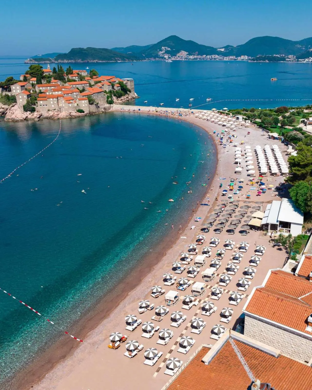 Property building in Hotel California by Aycon