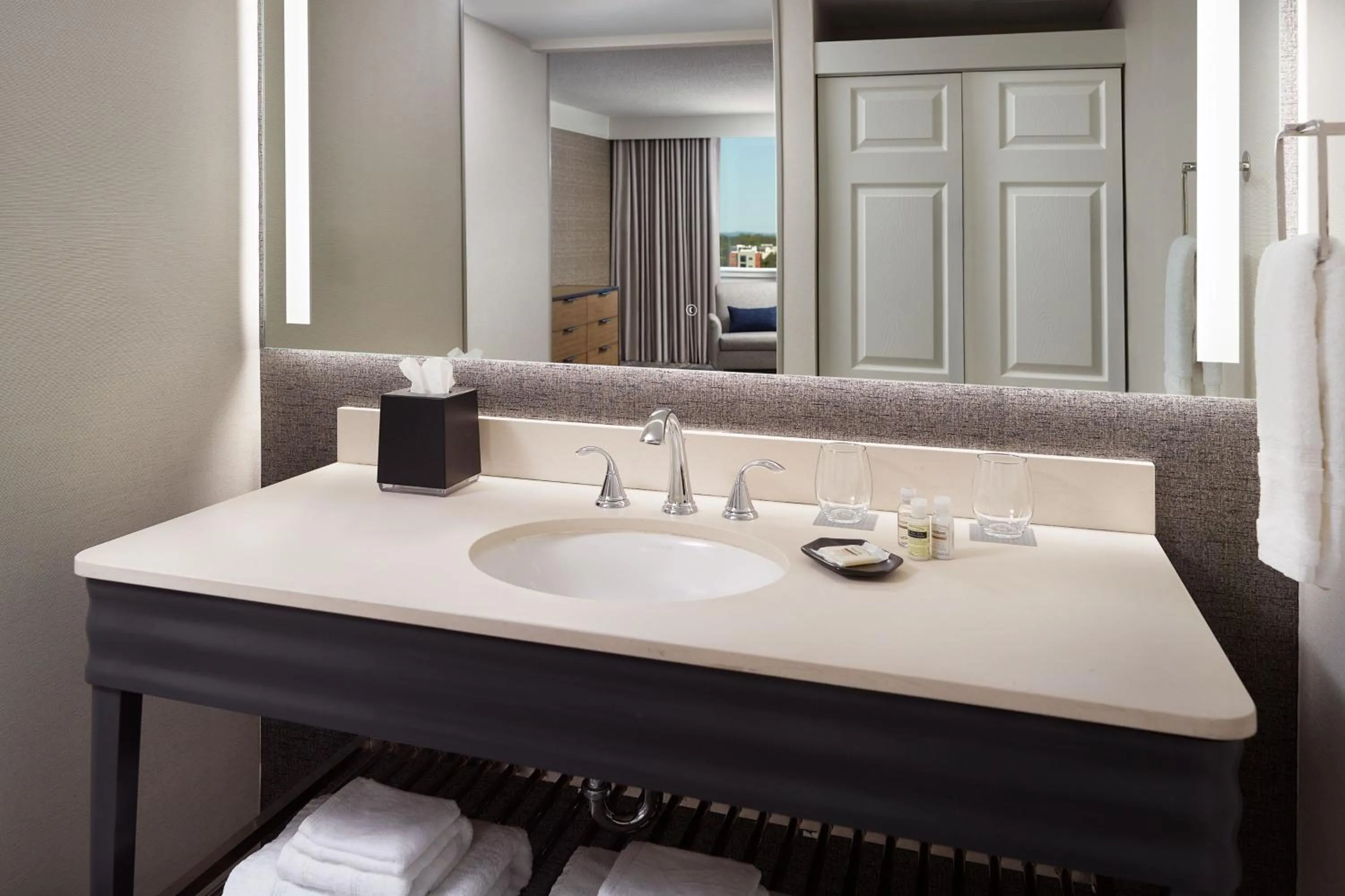 Photo of the whole room in Sheraton Imperial Hotel Raleigh-Durham Airport at Research Triangle Park