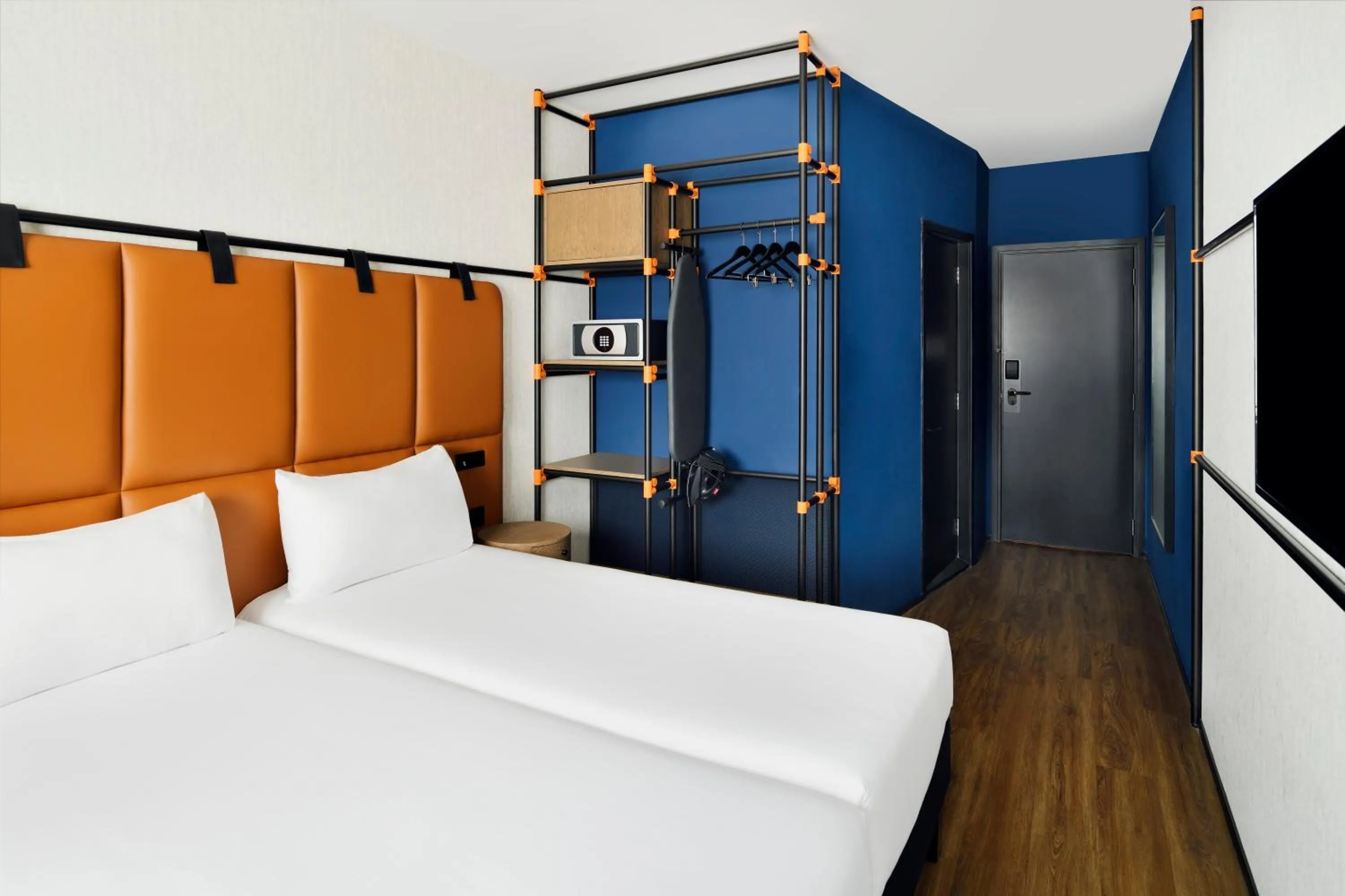 Photo of the whole room in Ibis Al Barsha