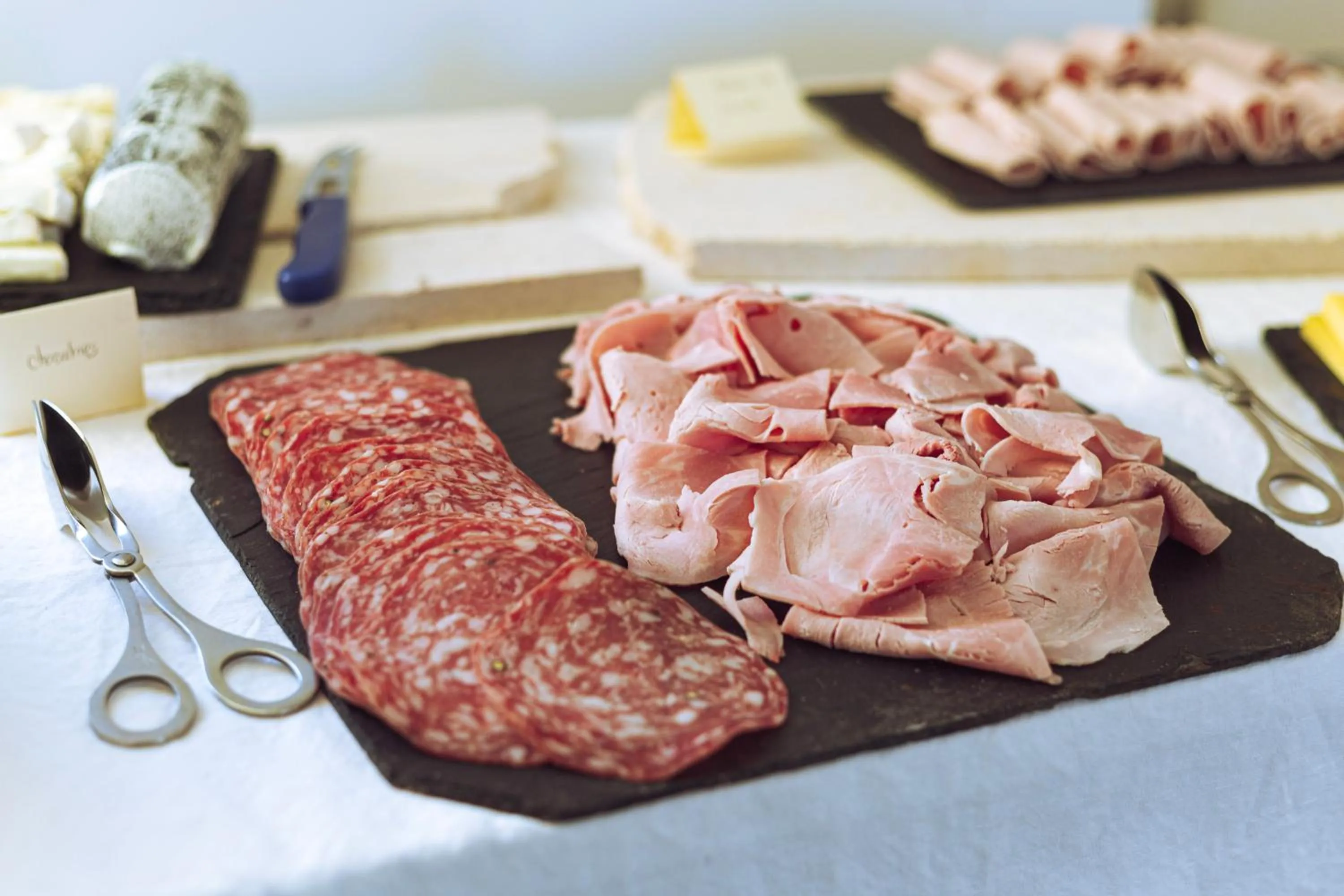 Breakfast in Château De Razay