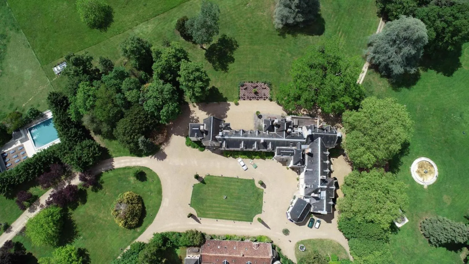 Bird's eye view in Château De Razay