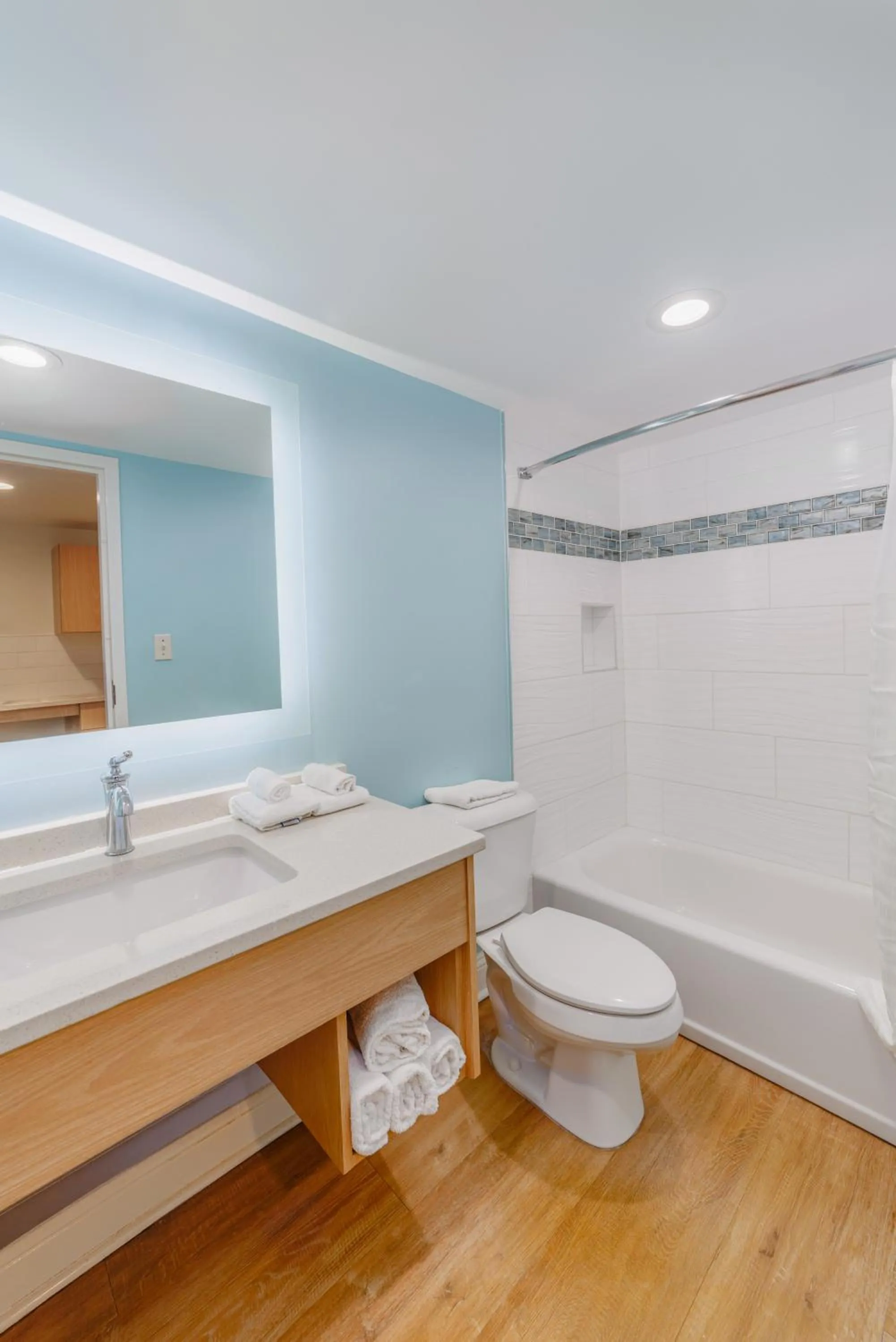 Bathroom in Dunes Inn & Suites - Tybee Island