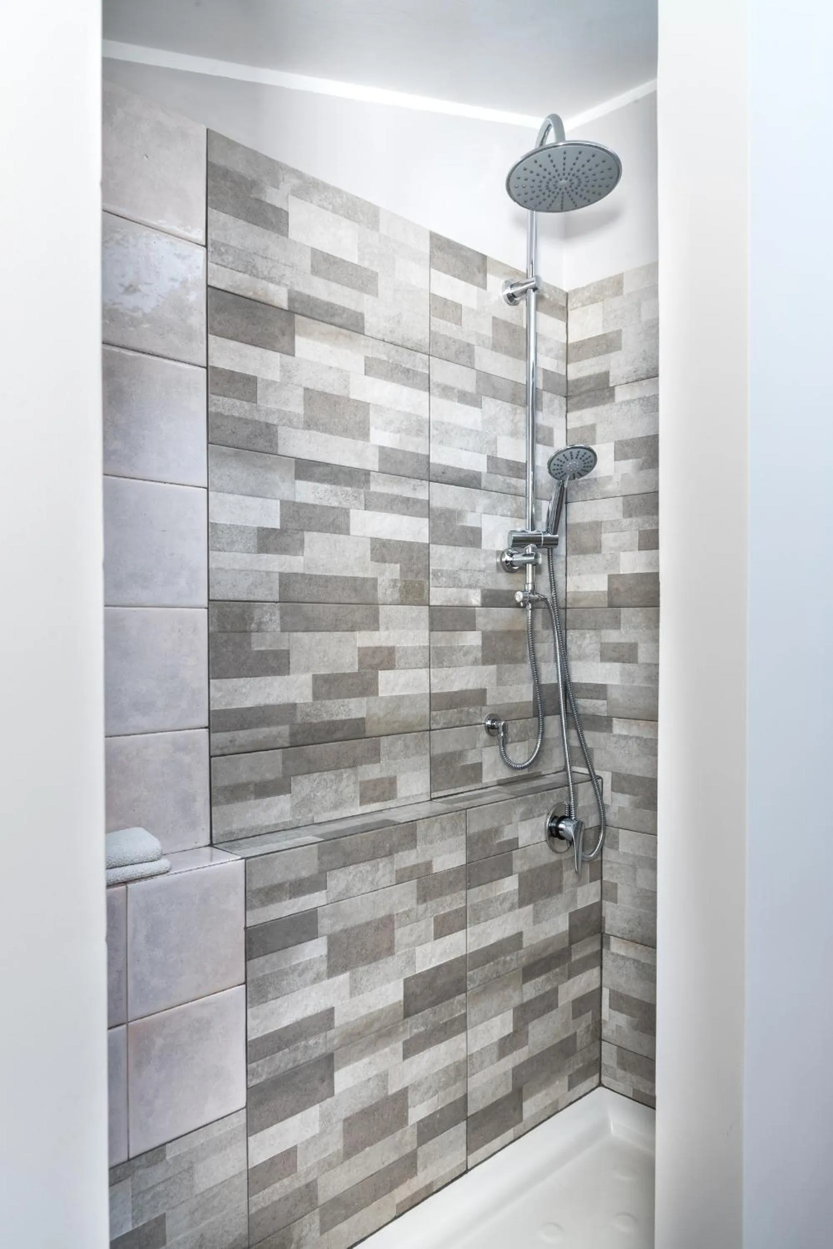 Travelershome Ciampino&Morena GuestHouse