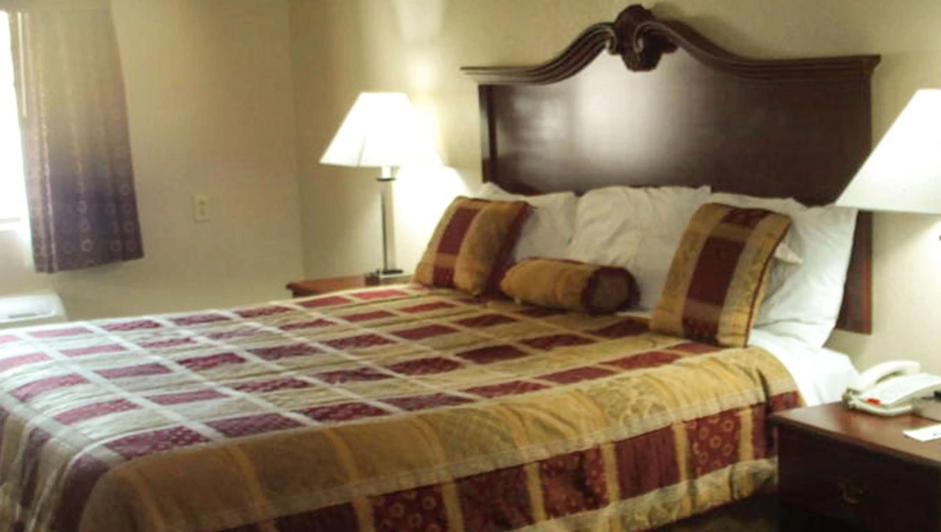 Photo of the whole room, Bed in Western Motel Inn and Suites Hazelhurst