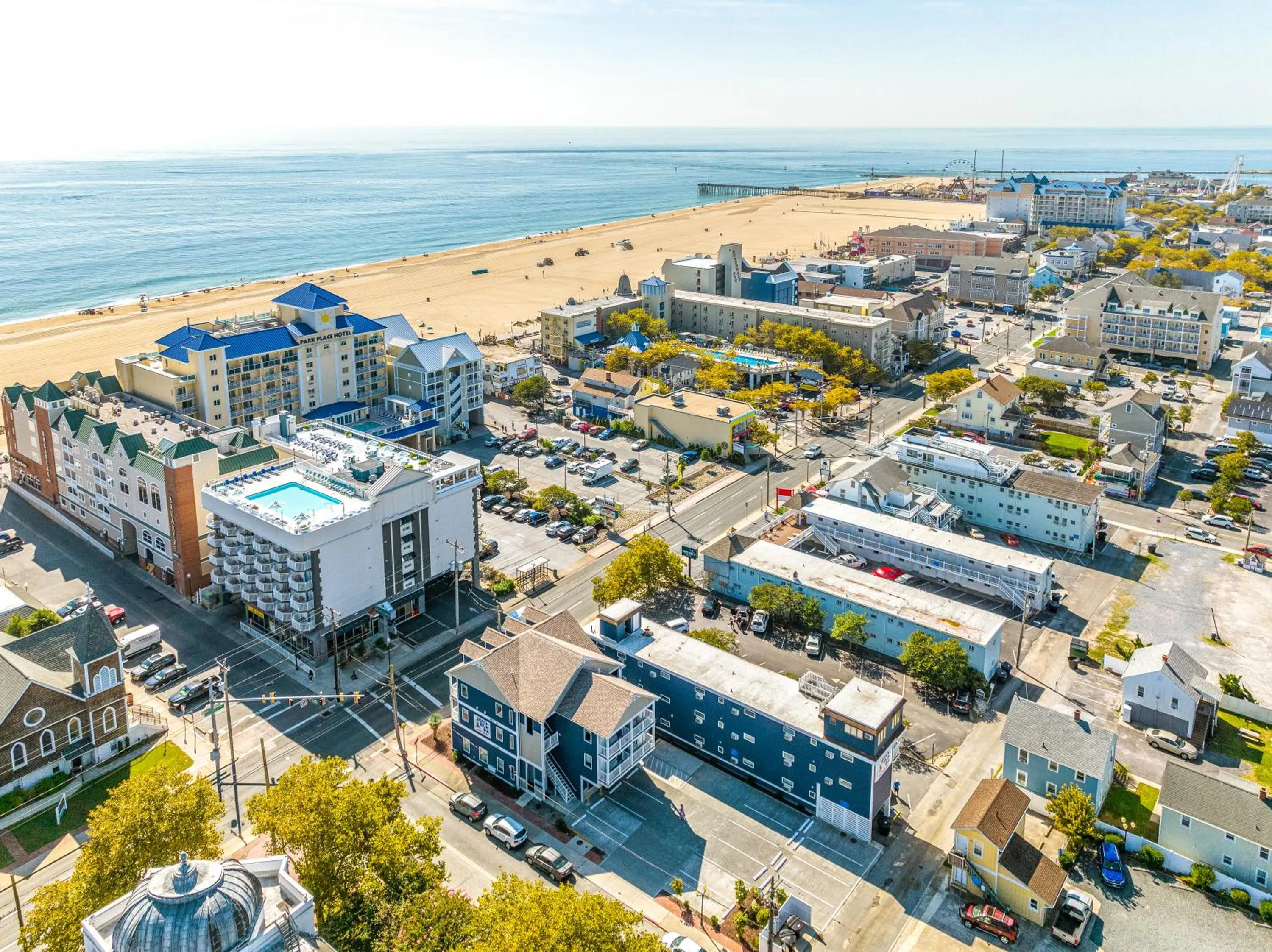 Property building in Beach Bum Inn