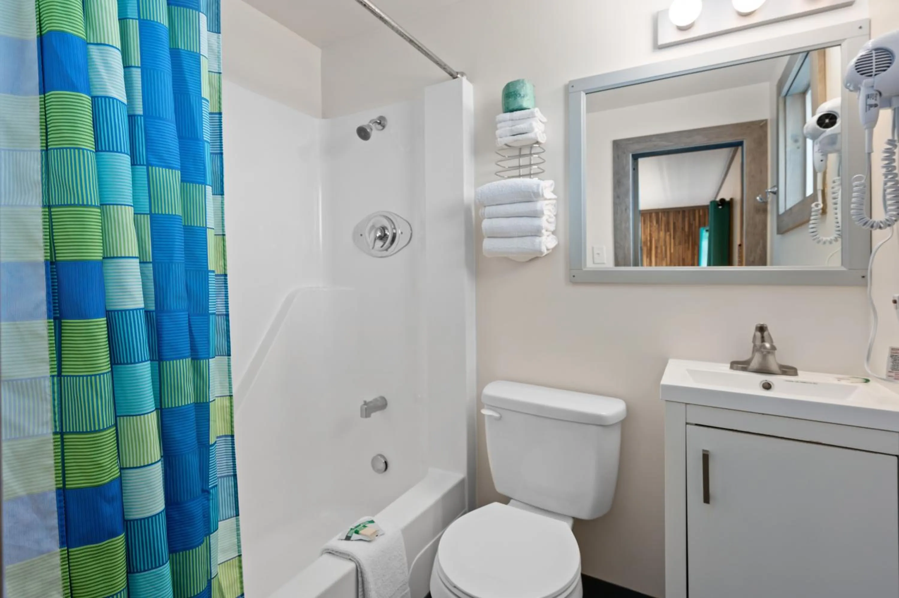 Bathroom in Beach Bum Inn