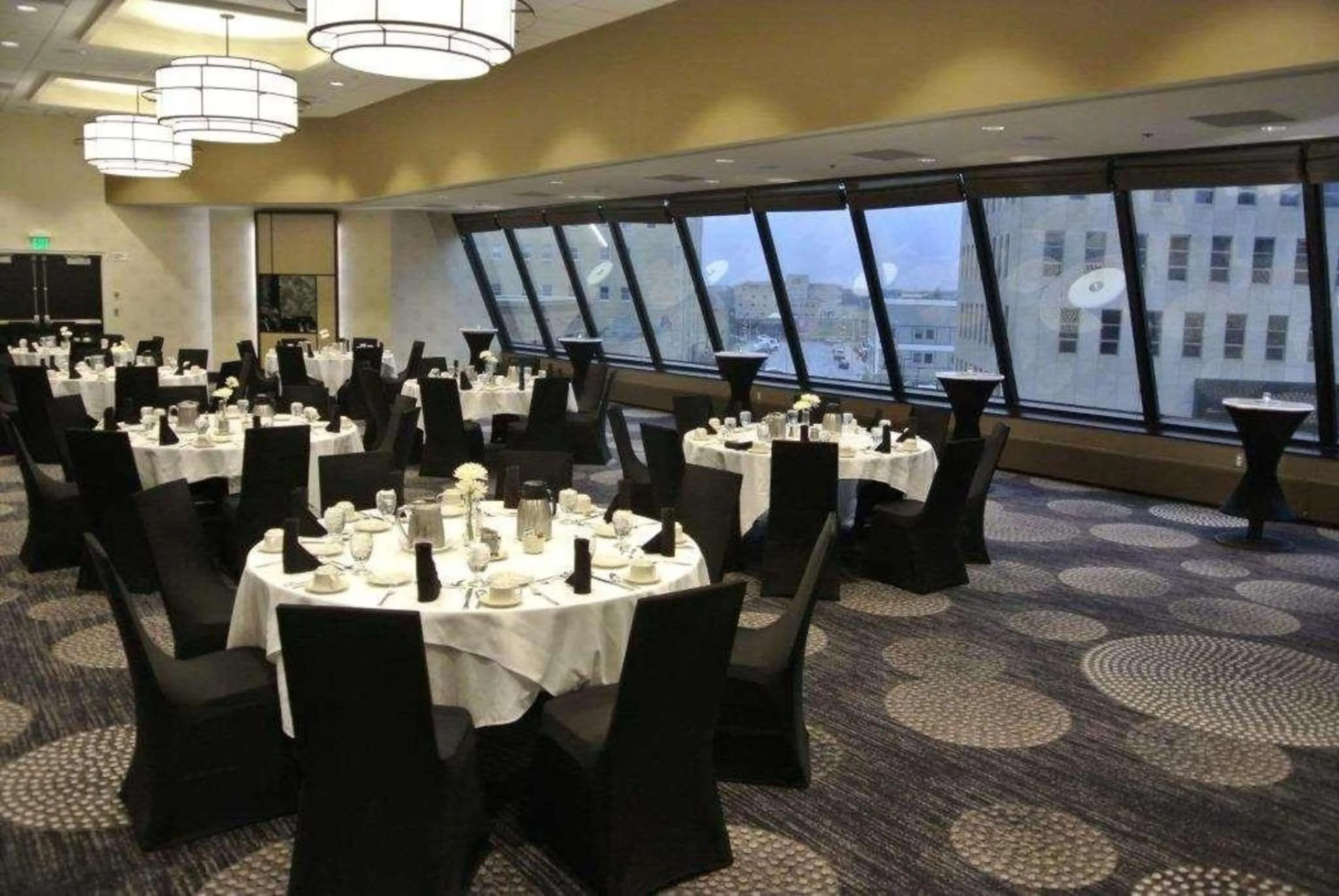 Meeting/conference room in Radisson Blu Fargo