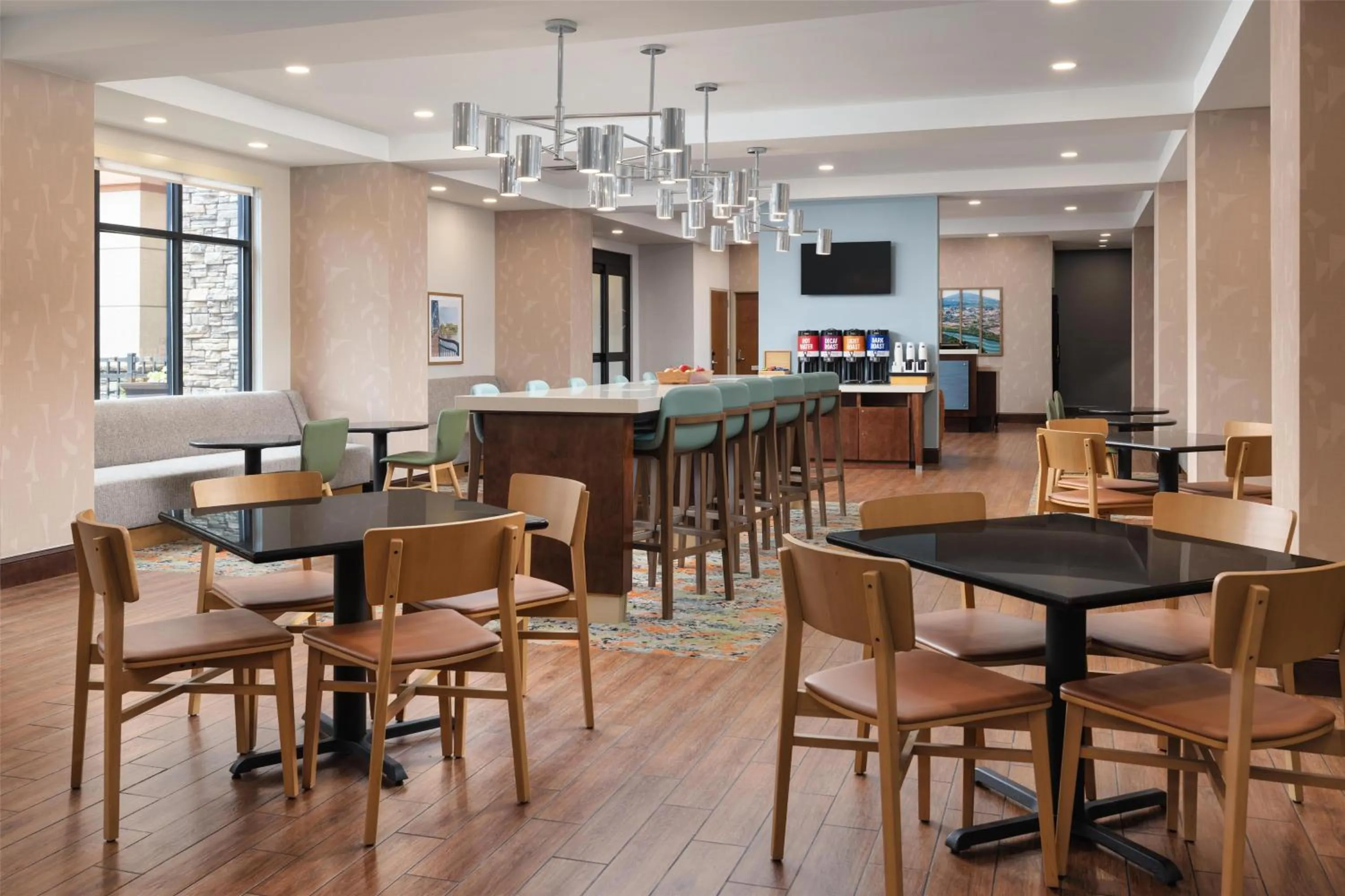 Breakfast in Hampton Inn Chattanooga West/Lookout Mountain