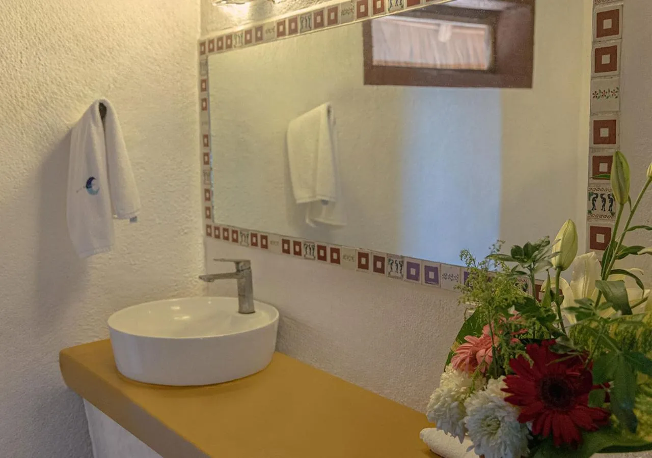 Bathroom in Hotel Bahía de la Luna