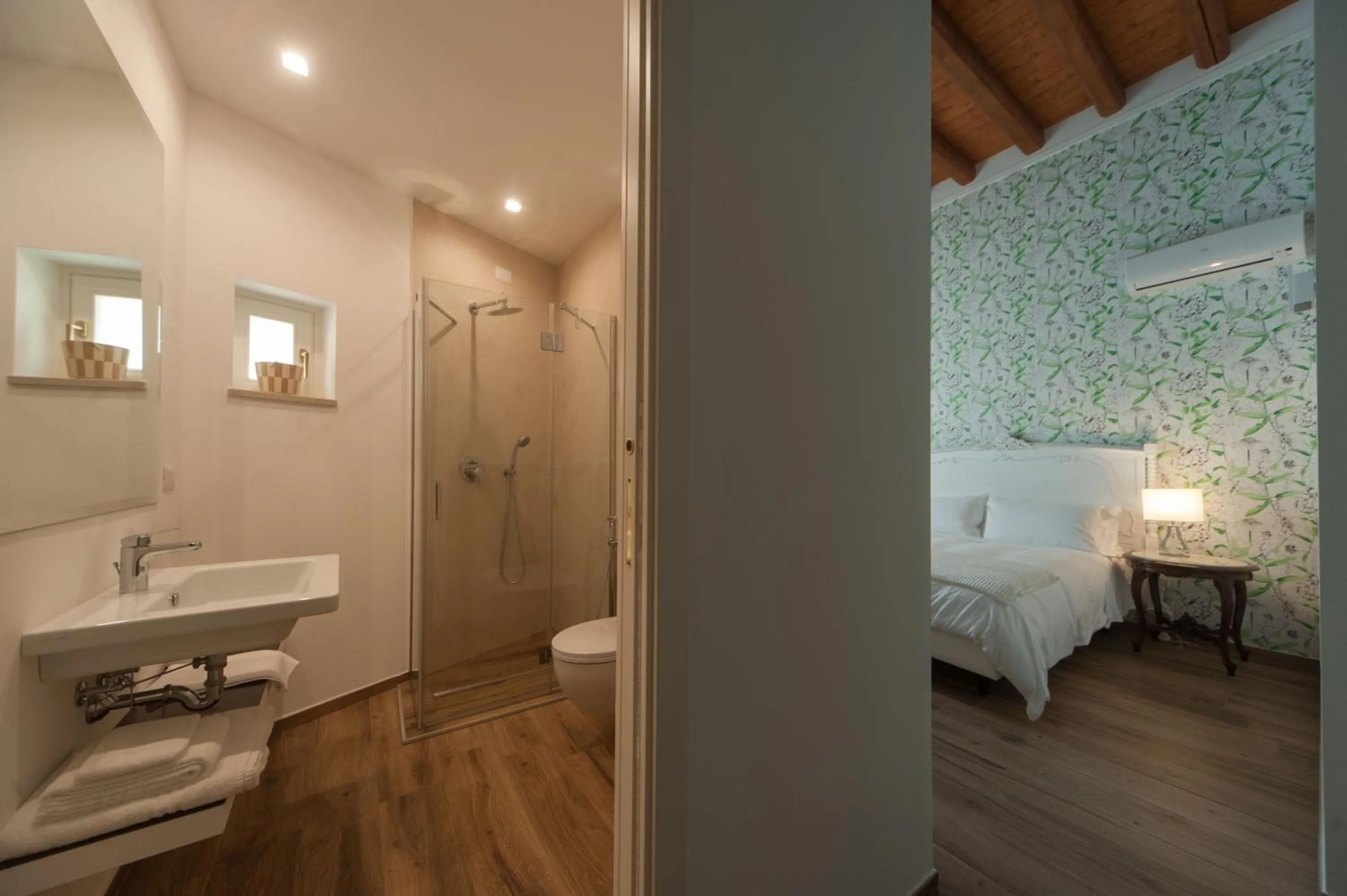 Photo of the whole room, Bed in La Soffitta Covelli