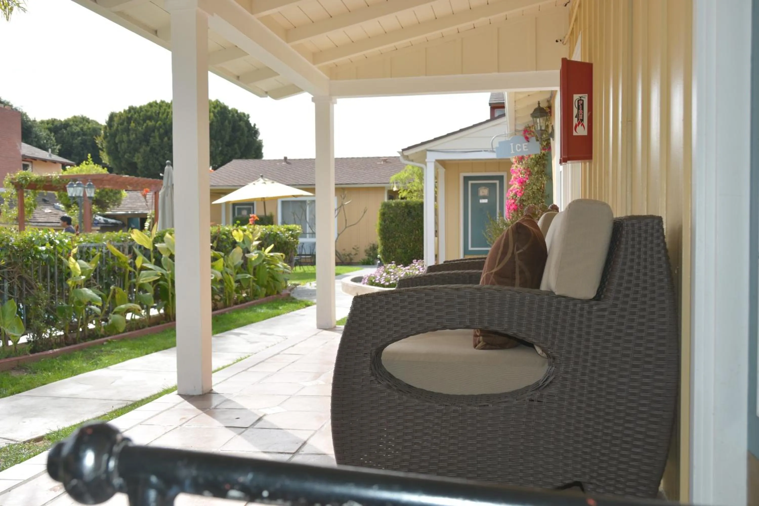 Facade/entrance in Oasis Inn and Suites