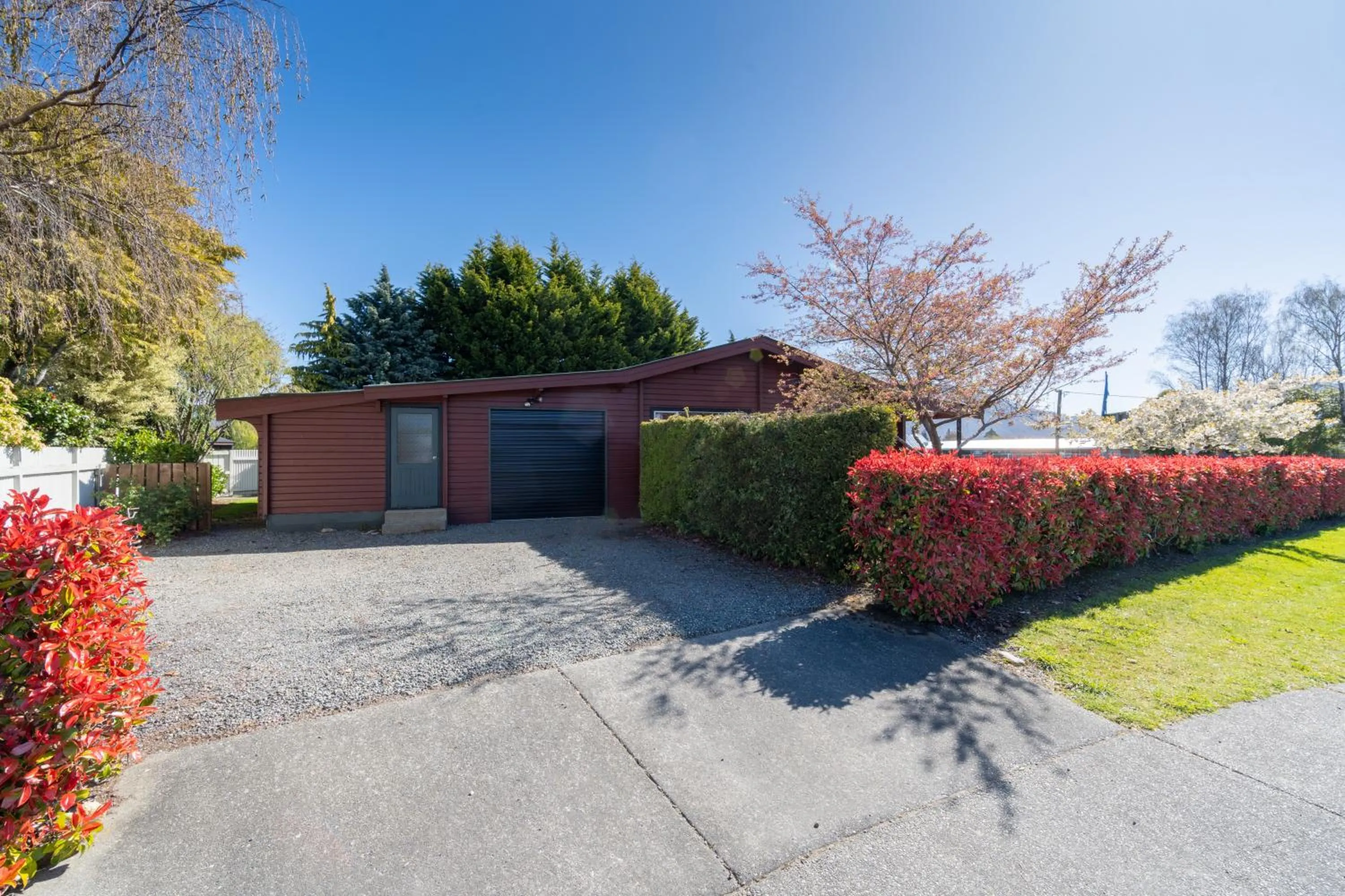 Property building in Te Anau Top 10 Holiday Park and Motels