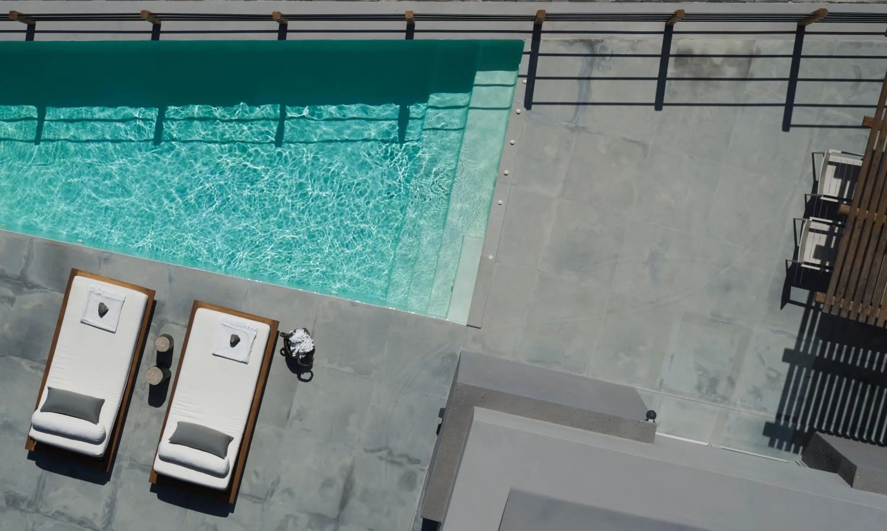 Garden in Melidonia Suites