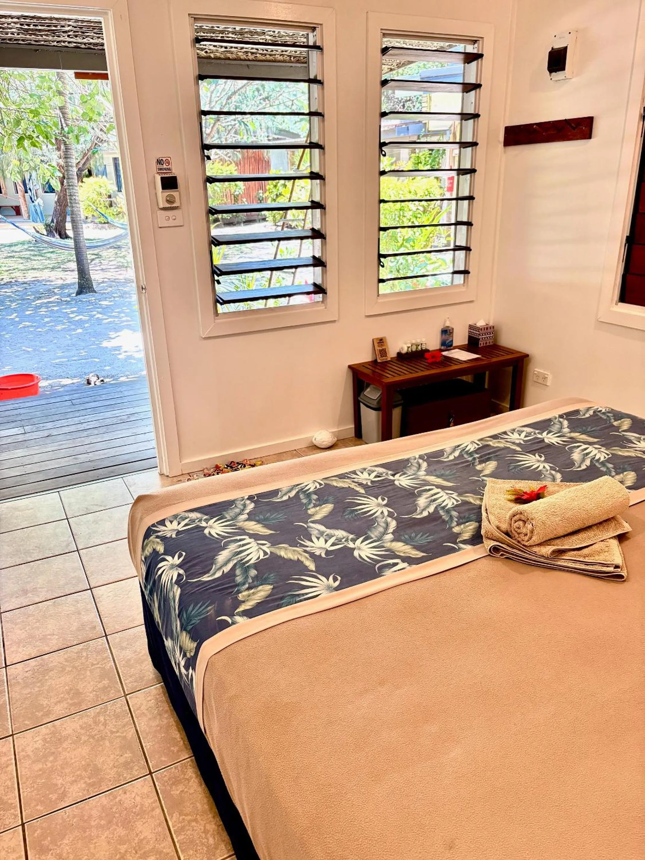 Bedroom, Bed in Blue Lagoon Beach Resort