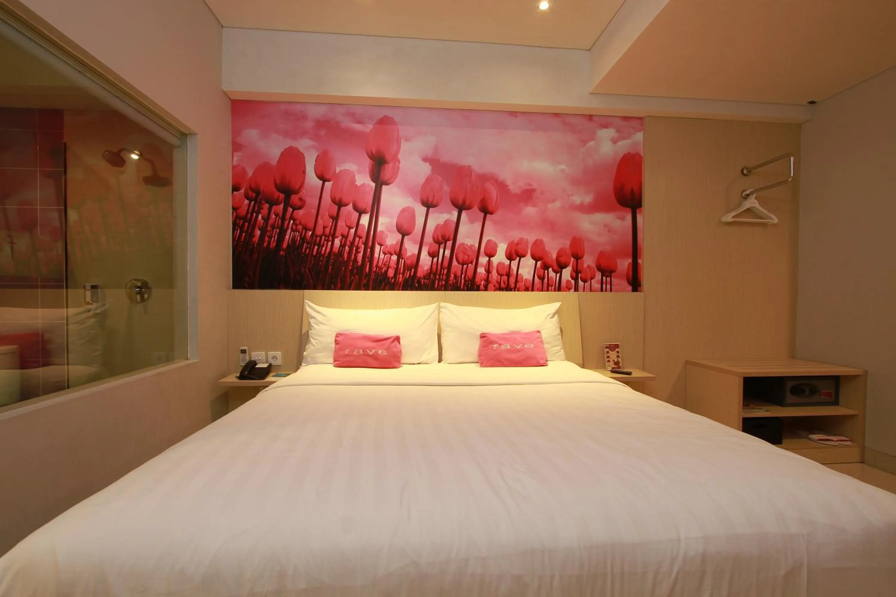 Bedroom, Bed in d'primahotel Balikpapan