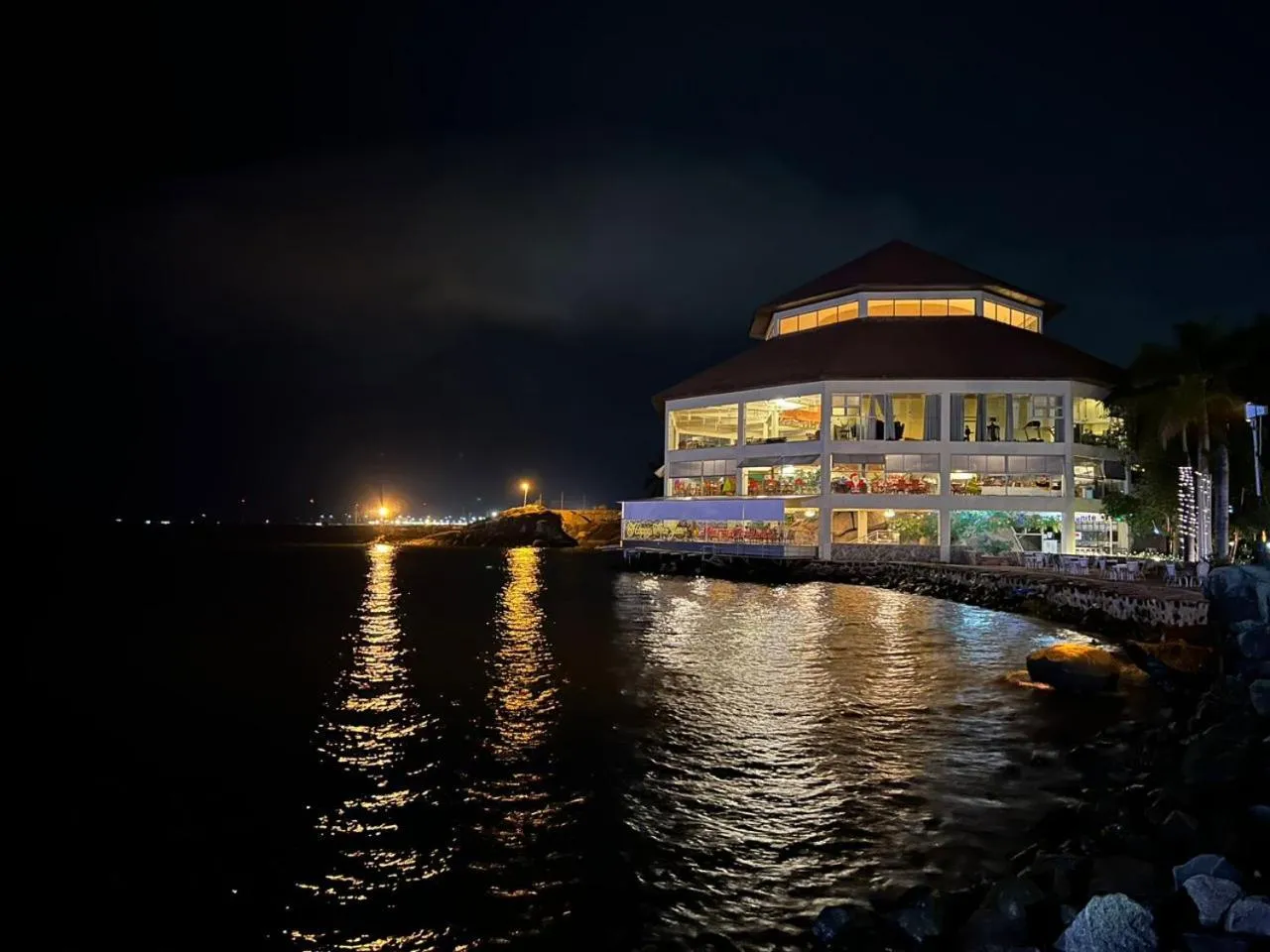 Malaika Beach Resort