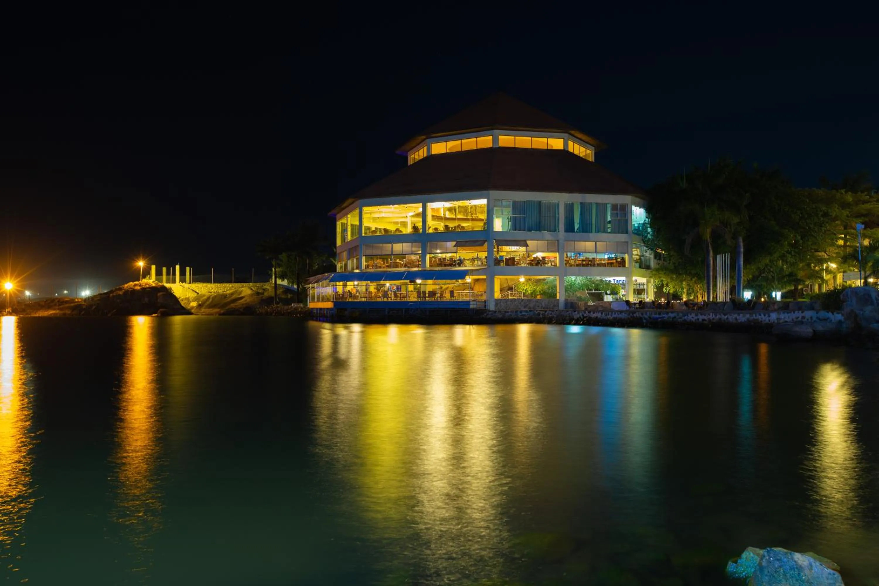 Malaika Beach Resort