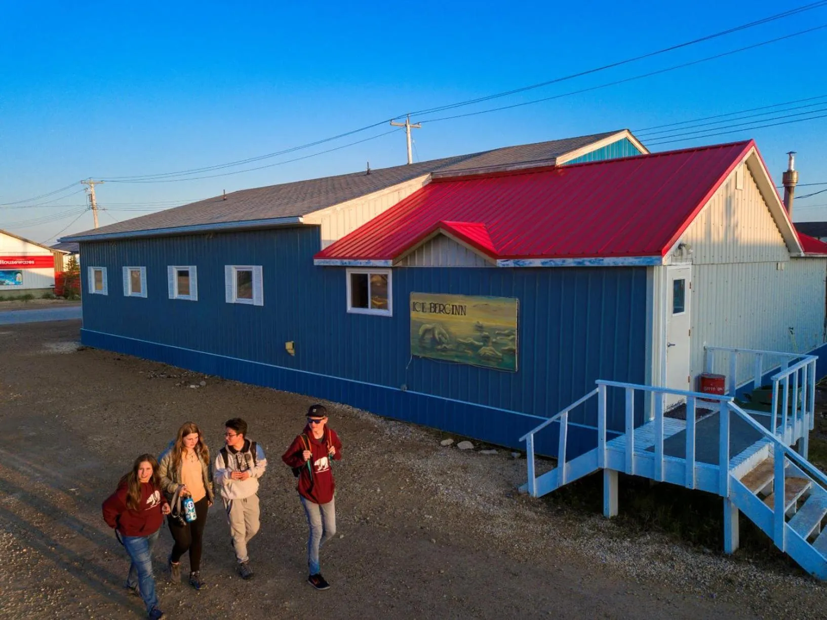 People in IceBerg Inn