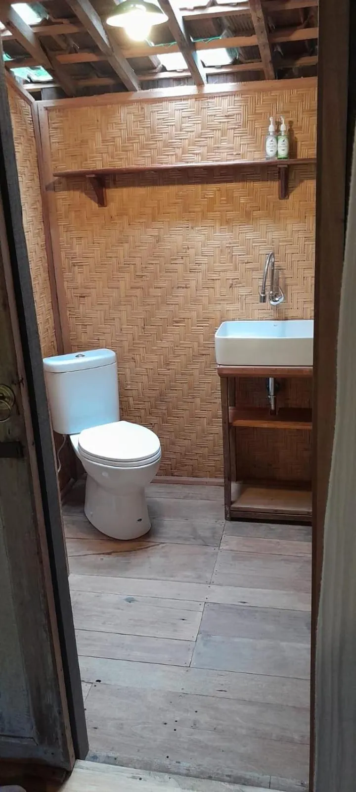 Toilet in Pondok Pisang Candidasa