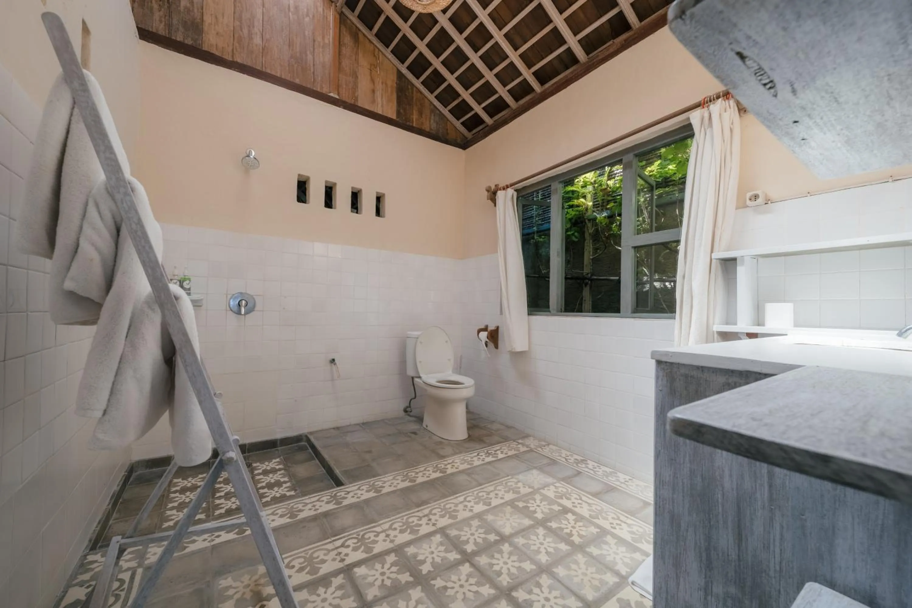 Bathroom in Pondok Pisang Candidasa