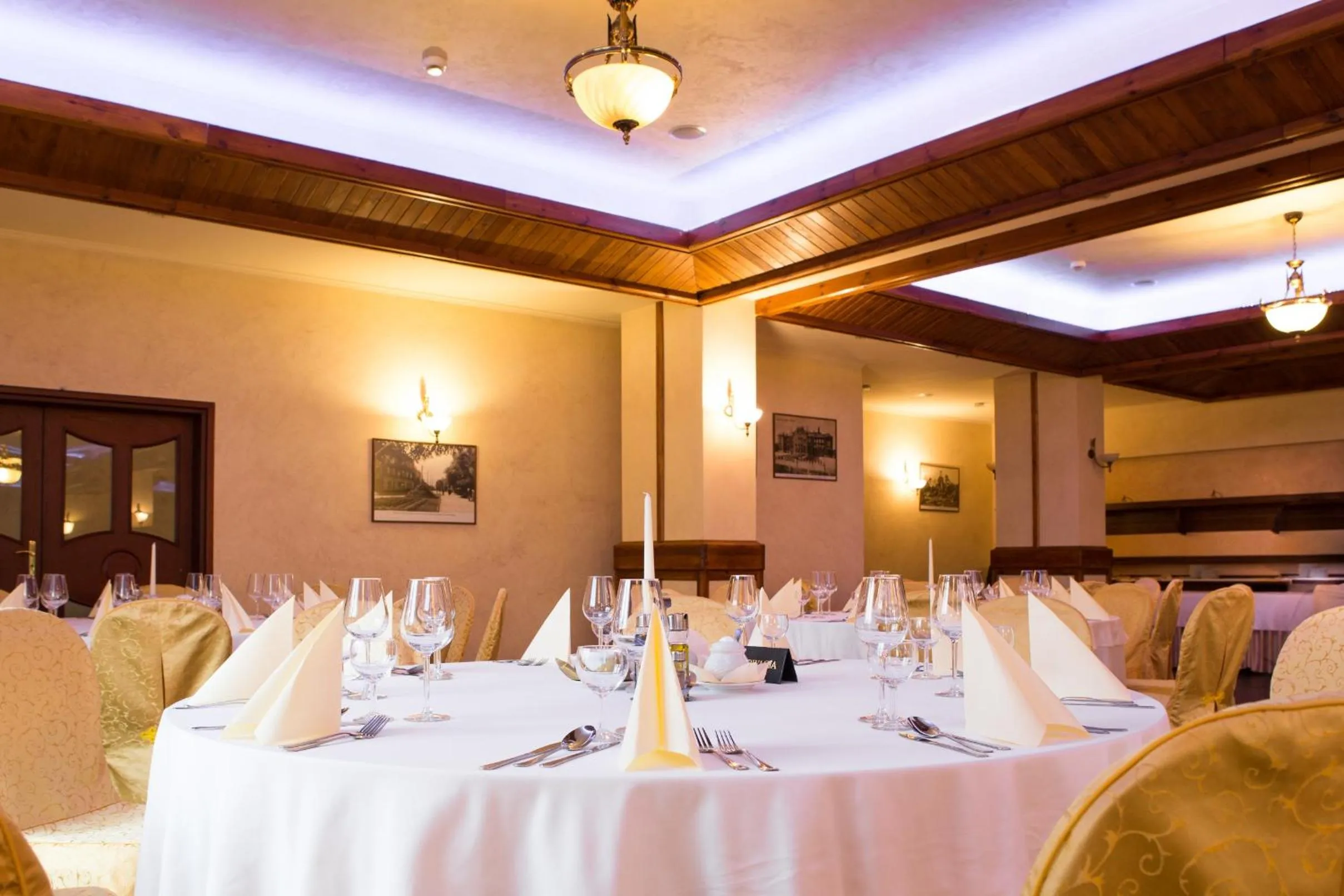 Restaurant/places to eat in Hotel Zawiercie