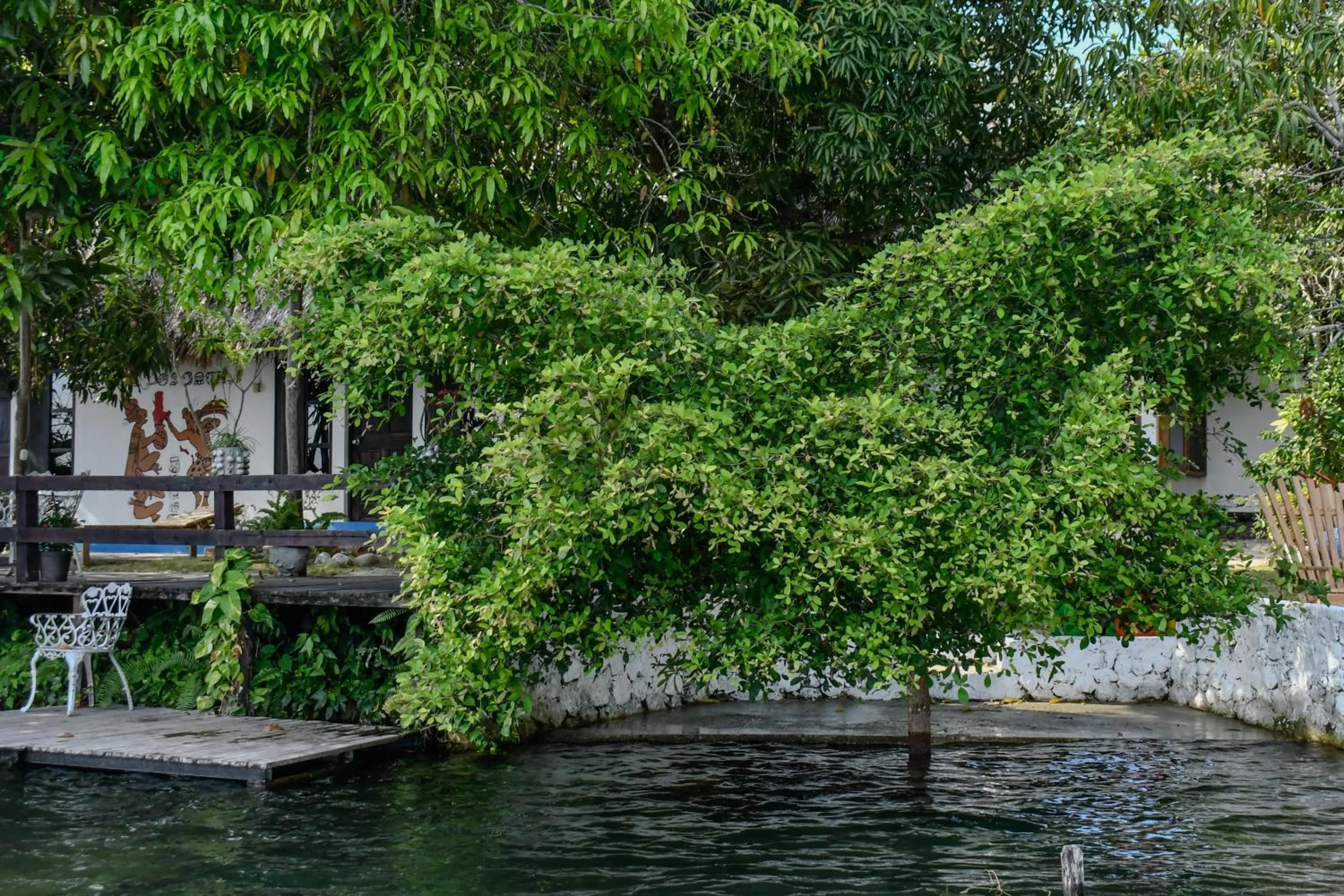 Lake view in Mayan Spirit