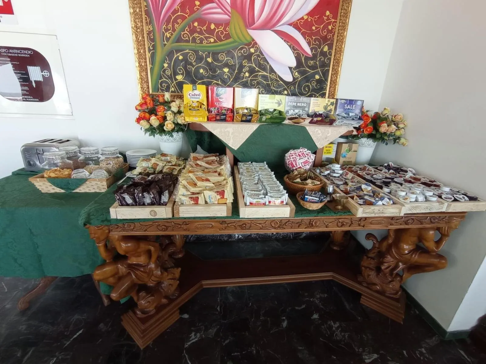 Buffet breakfast in Hotel Negresco