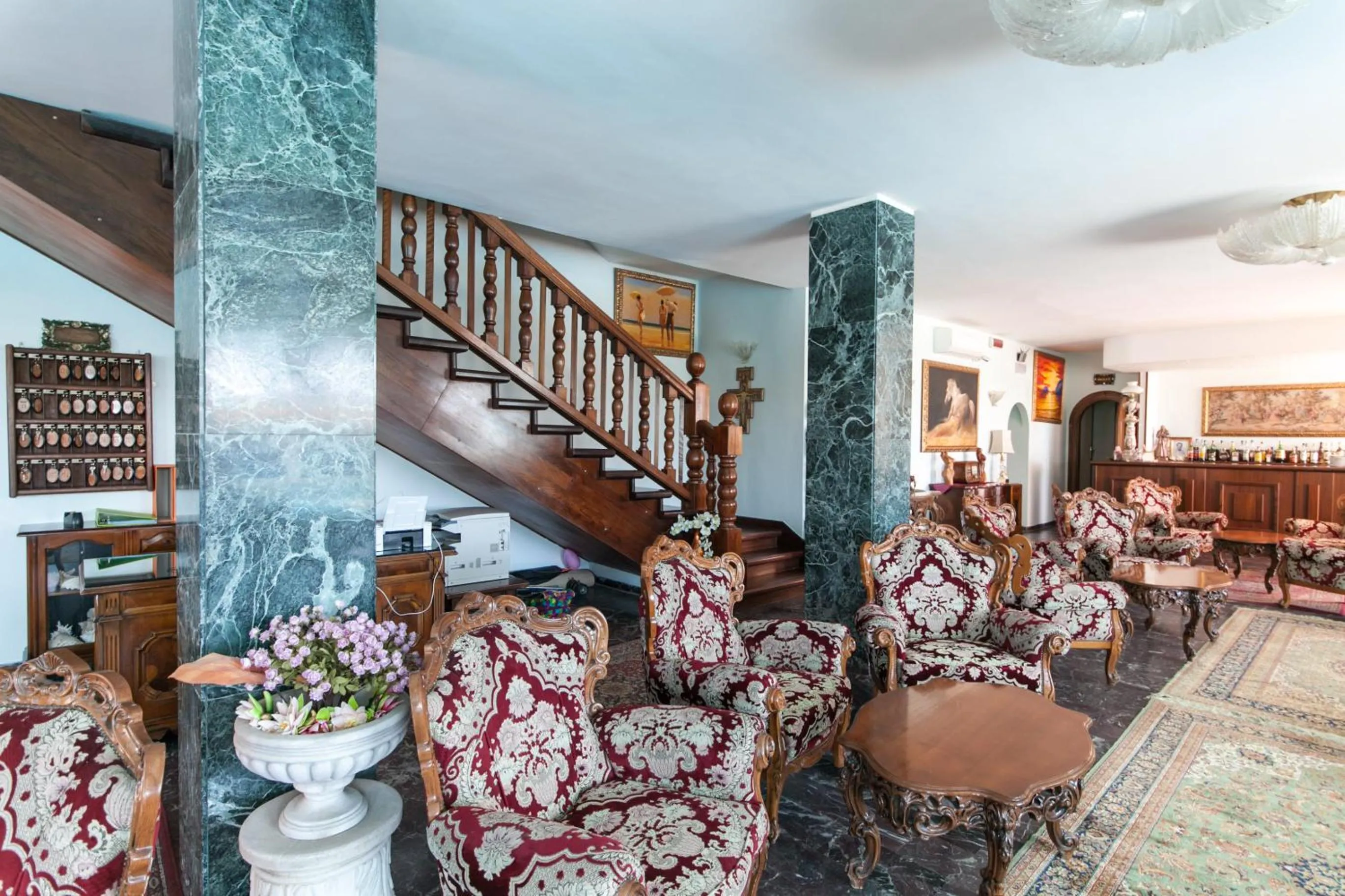 Lobby or reception in Hotel Negresco