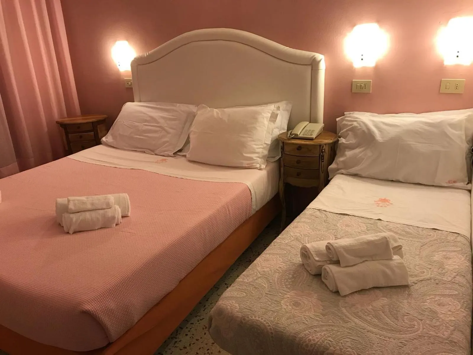 Bed in Hotel Negresco