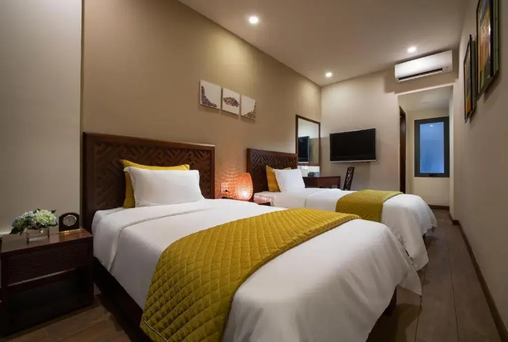 Family Room in Hanoi Lakeside Premium Hotel & Travel Family Room in Hanoi Lakeside Premium Hotel & Travel