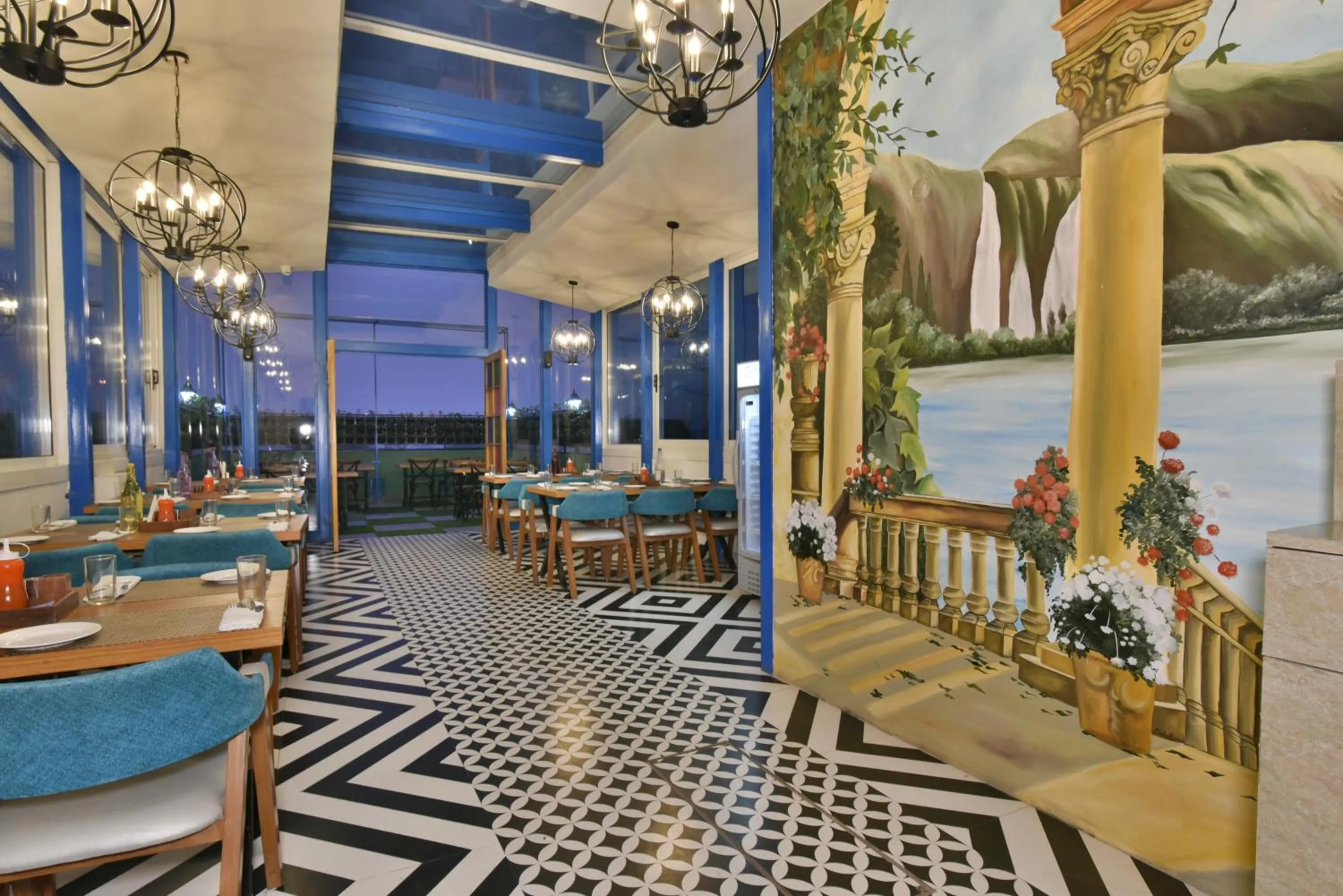 Lounge or bar in Hotel Infa - 400m From Golden Temple