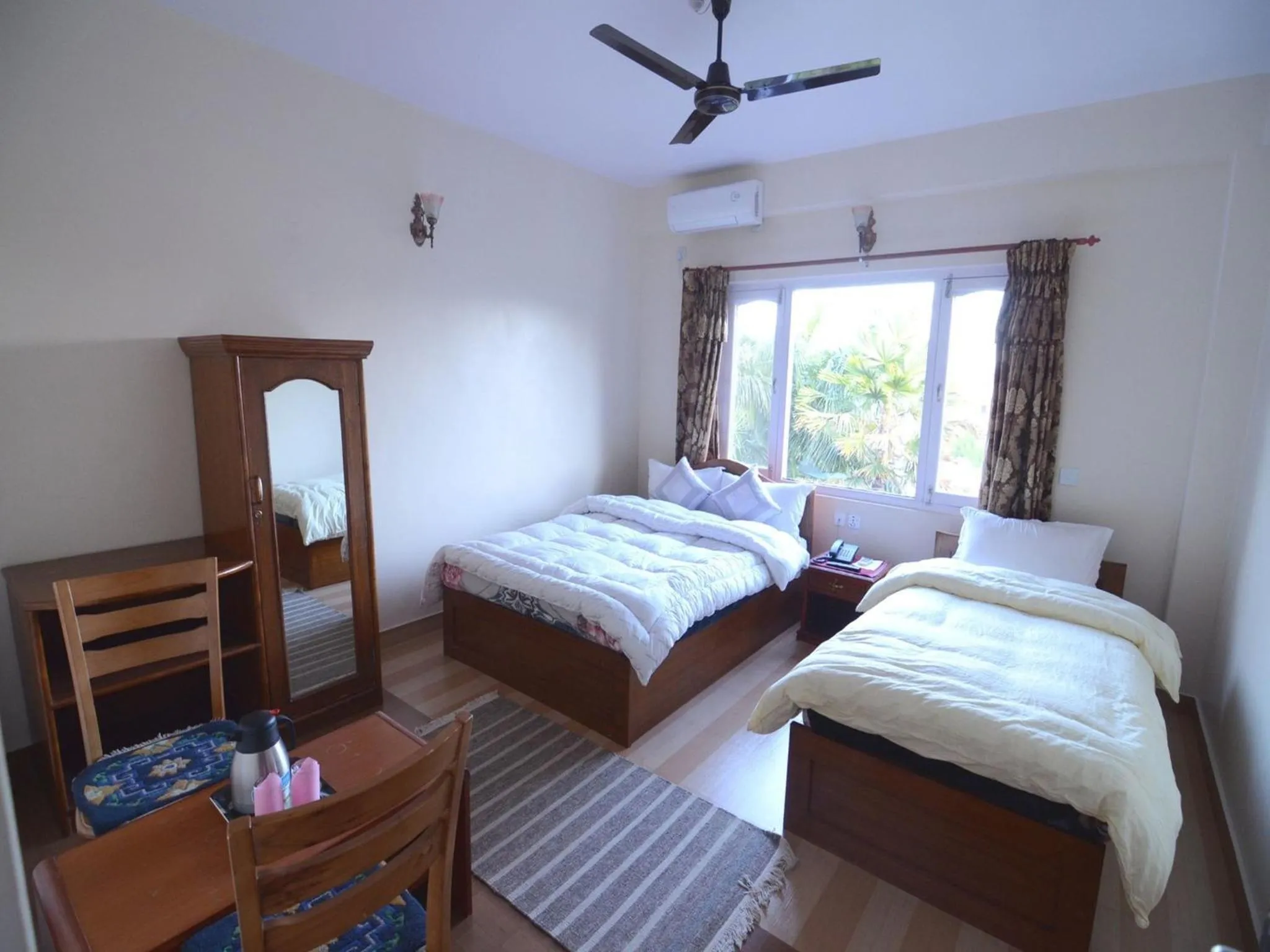 cot, Bed in Hotel Asia