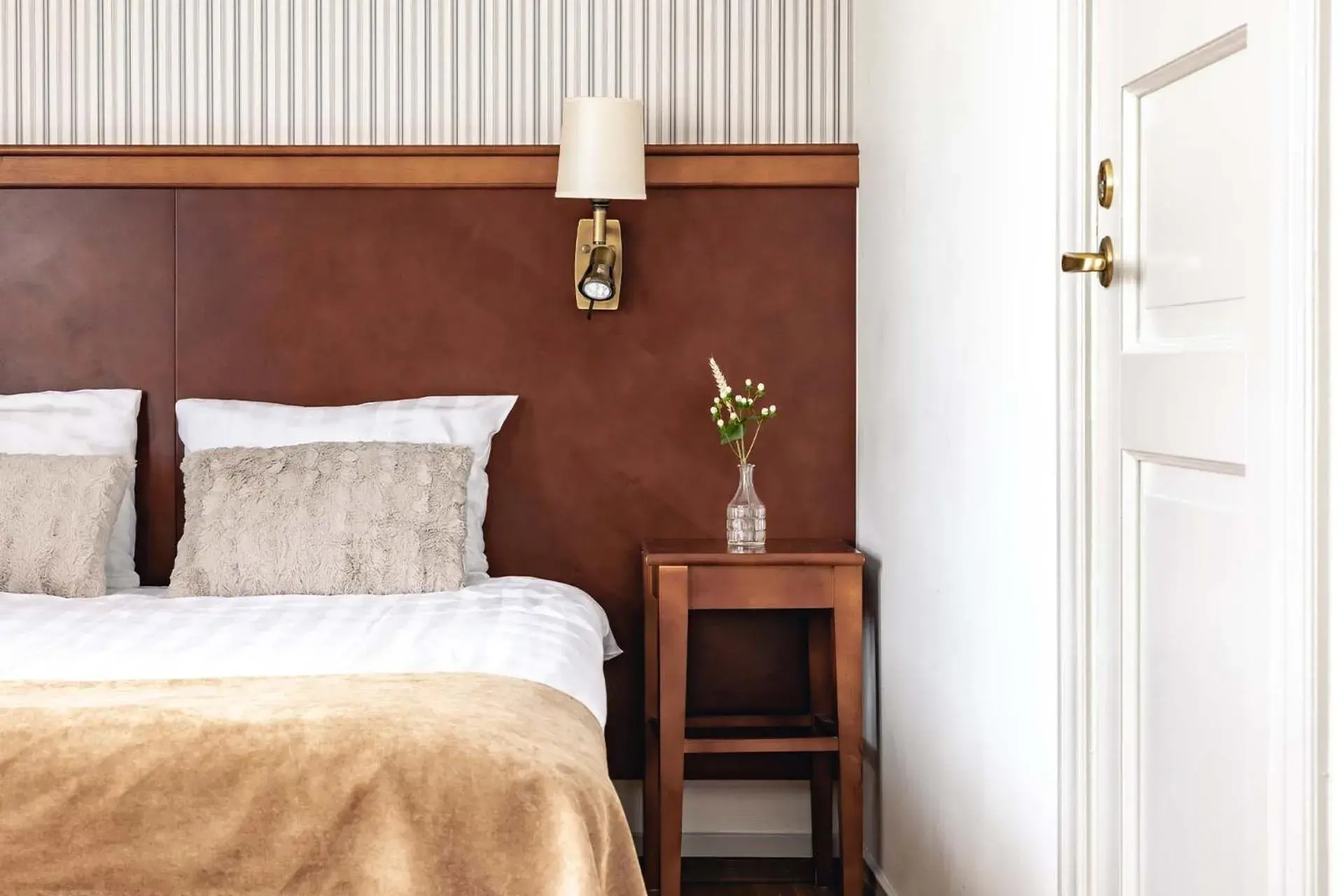 Standard Single Room in Best Western Strand Hotel Standard Single Room in Best Western Strand Hotel