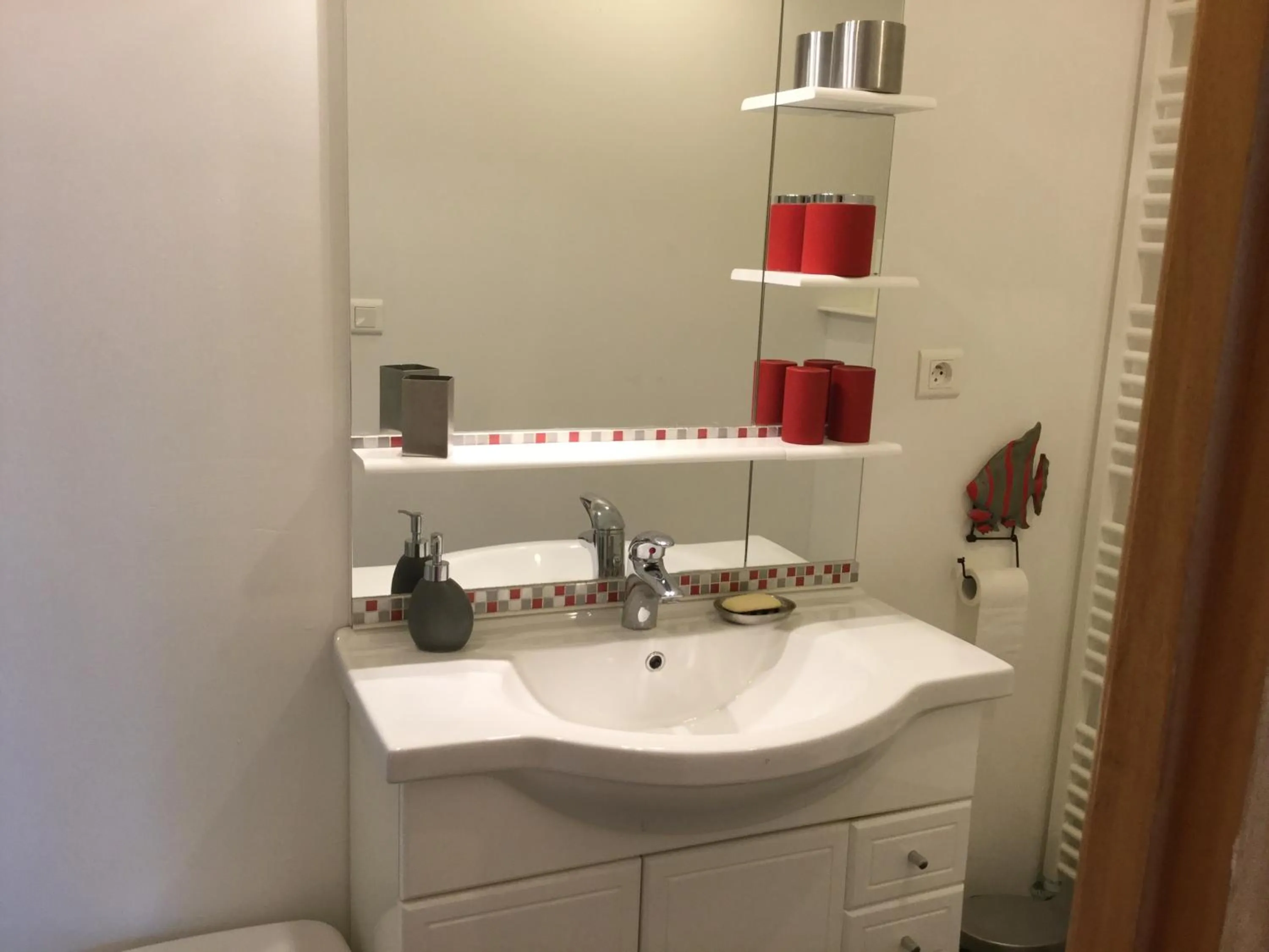 Bathroom in MAS SOLEIL ET VIGNES