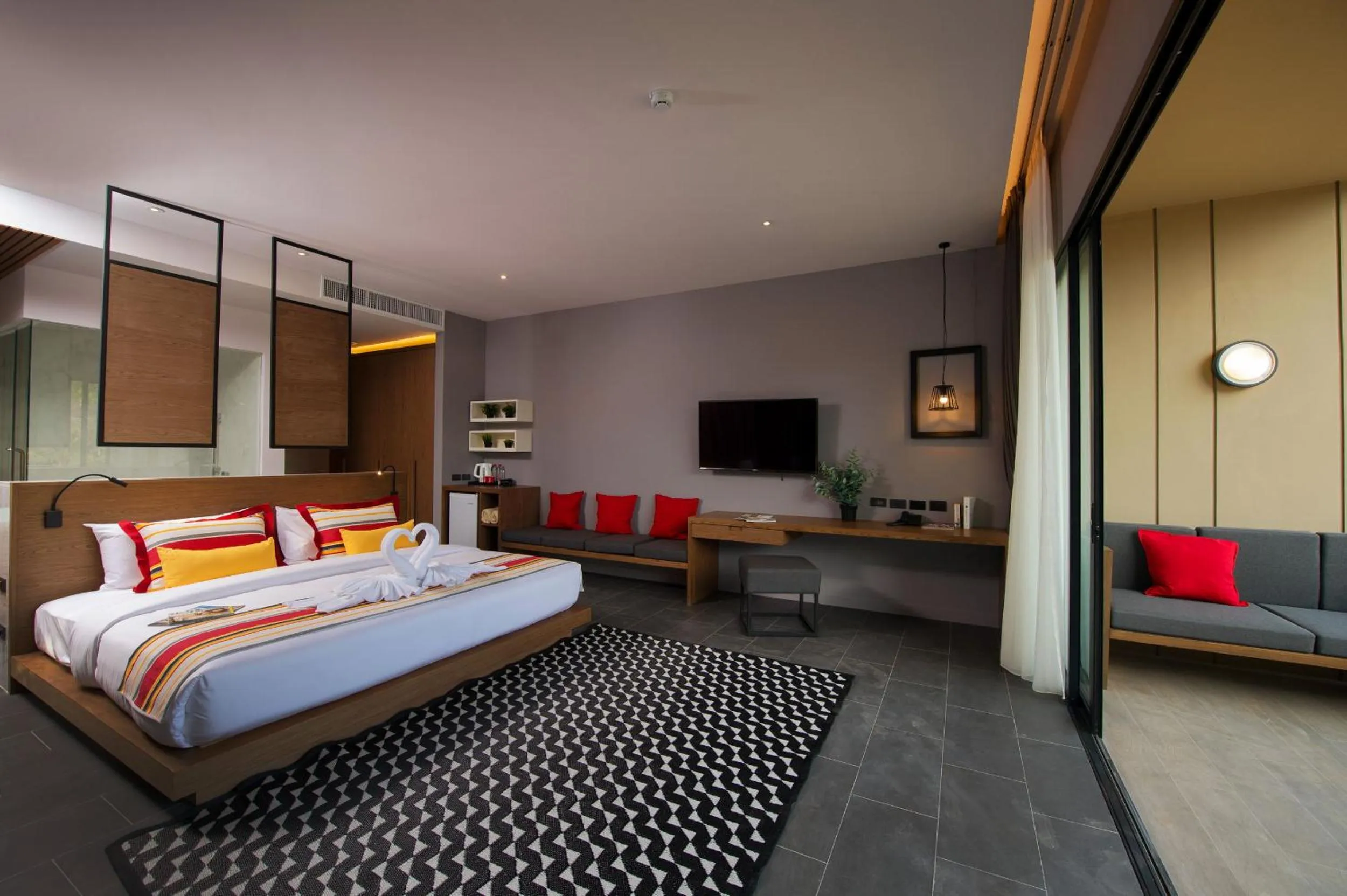 Balcony/Terrace, Bed in The Gallery Hotel Nai Harn